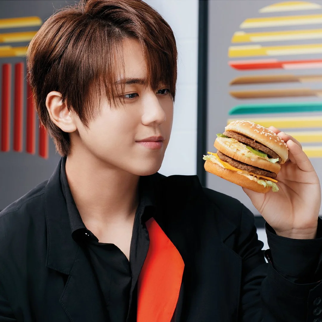 Big Mac 的說話🍔⁣⁣
⁣⁣
#用我手中一個包⁣⁣
#換你心中一個Like⁣⁣
#姜Mac的愛⁣⁣
#麥當勞App獨家優惠⁣⁣
#imlovinit #McDonaldshk