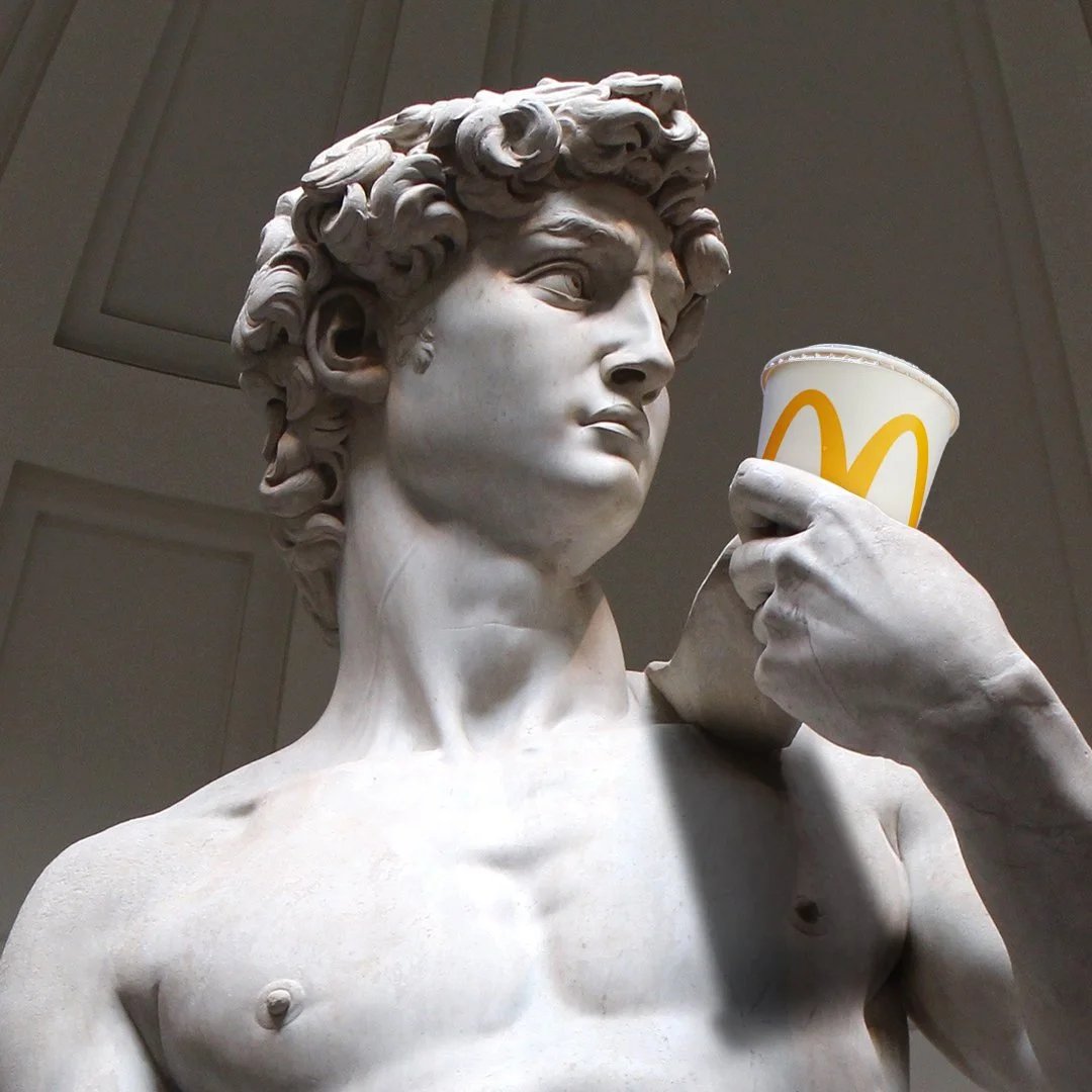 靜靜雞拎杯可樂飲冇人知嘅🤫

#我仲識揀無糖無可取代
#imlovinit #McDonaldshk
