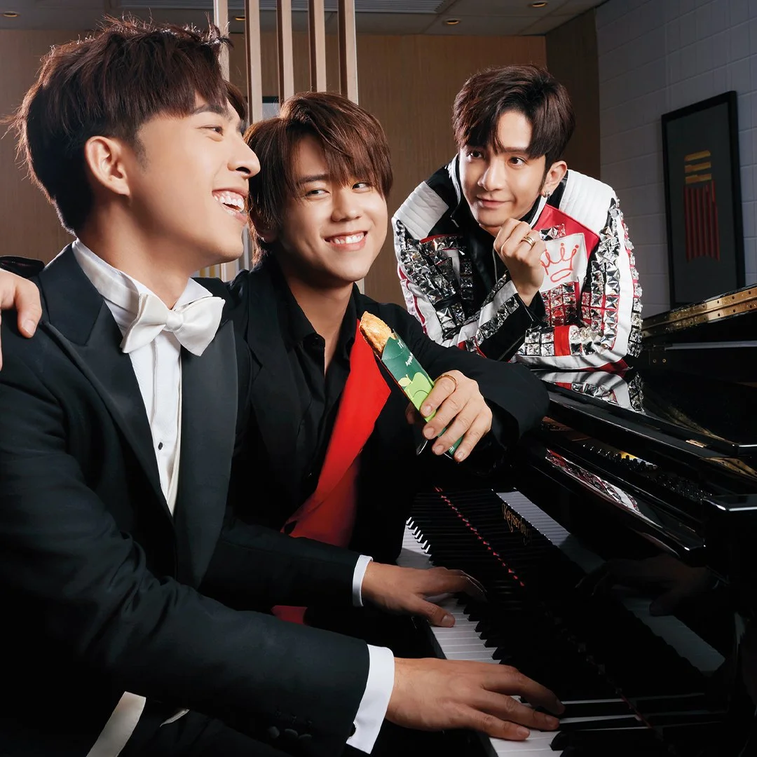 你彈琴🎹 我出批🥧⁣
⁣
#合奏一首聽得又食得嘅MyApplePie⁣
#睇下可愛π笑得幾開心⁣
#麥當勞App獨家優惠⁣
#imlovinit #McDonaldsHK
