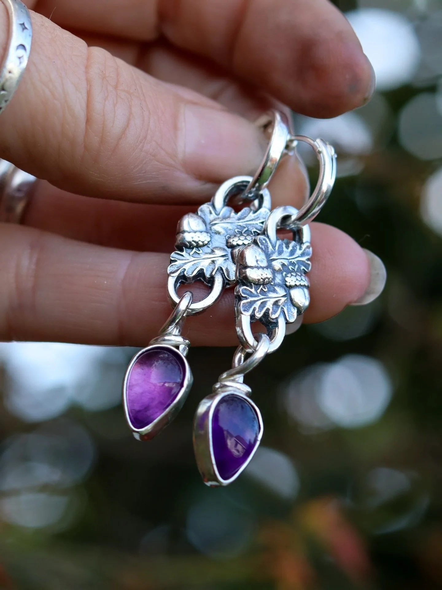 Echoing the quiet magic of ancient forests. carrying the grounding wisdom of old rots and the soft protection of the amethyst, they are perfect for those that walk between worlds with a little wild enchantment in their wake.

Totally forgot to show t