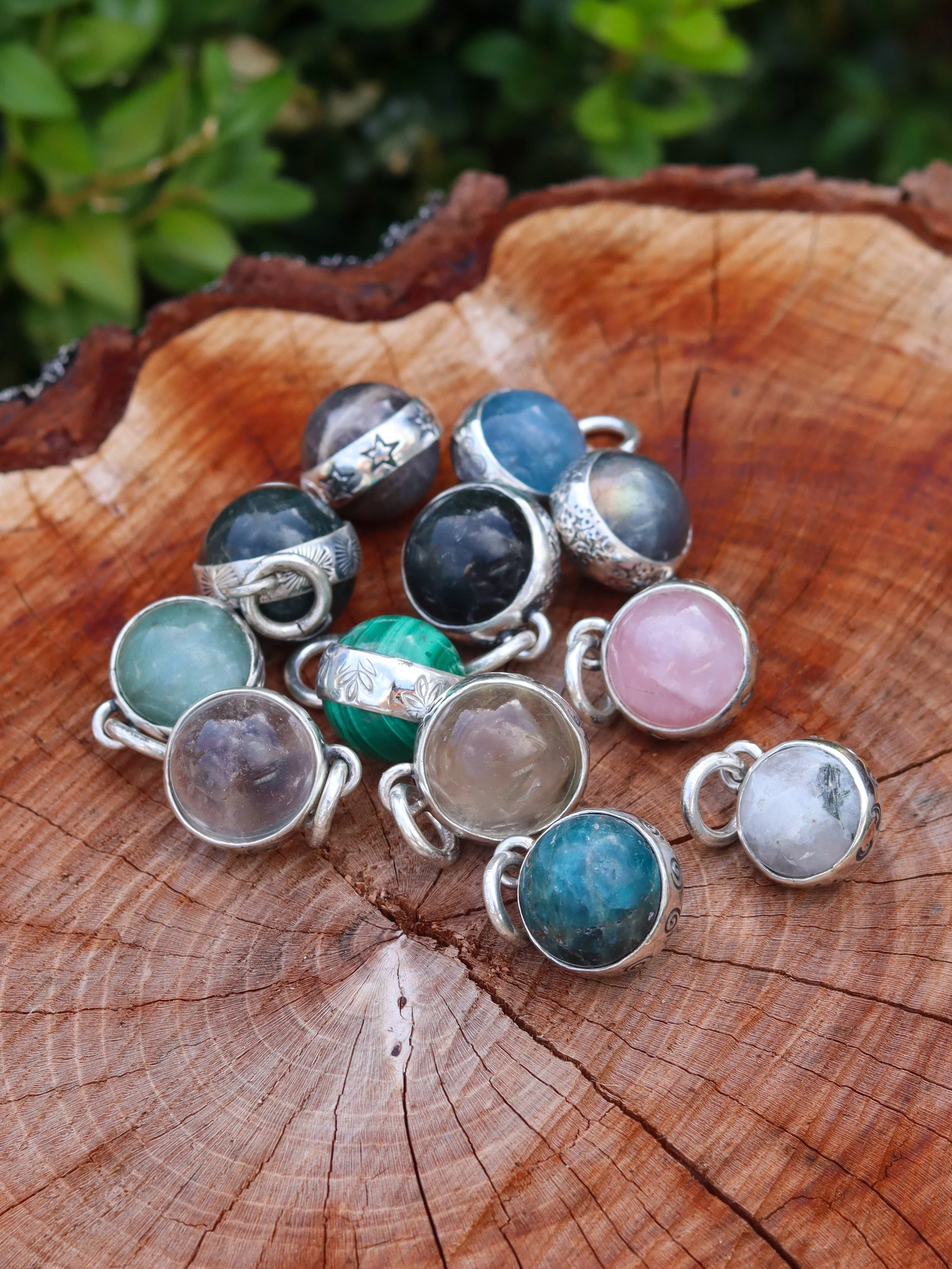 Mini crystalball-3.jpg