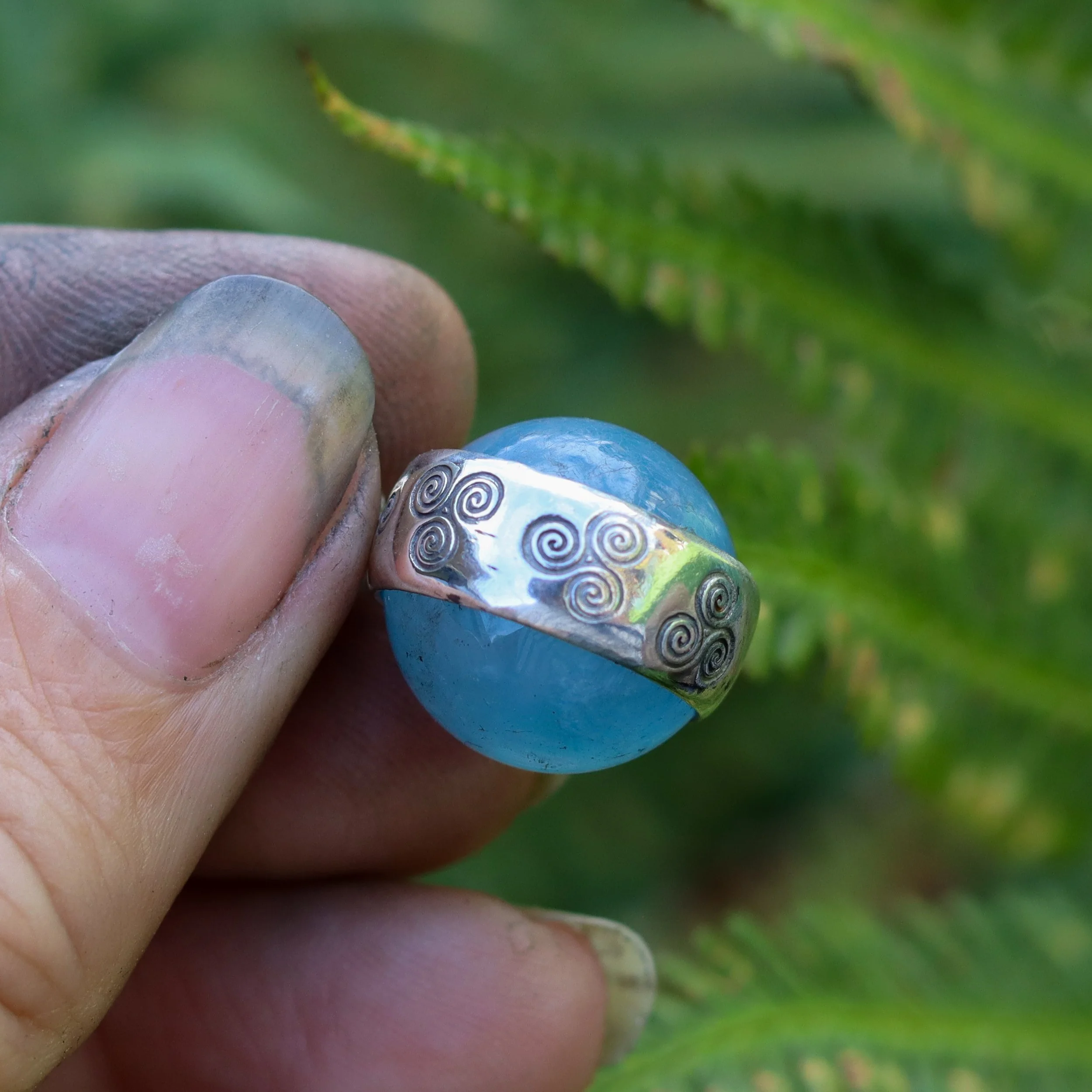 Mini crystalball aquamarine.jpg
