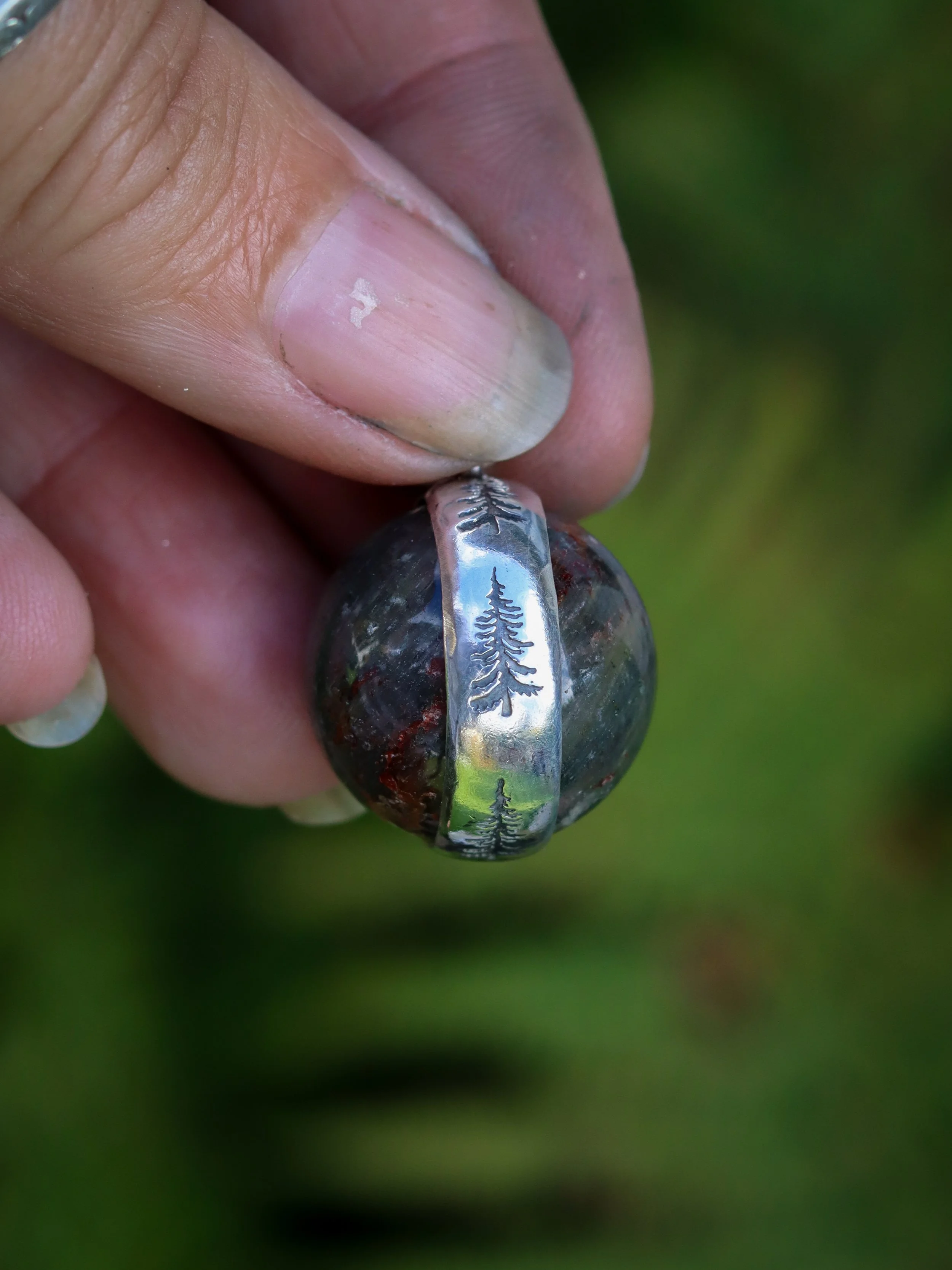 Large crystalball garden quartz.jpg