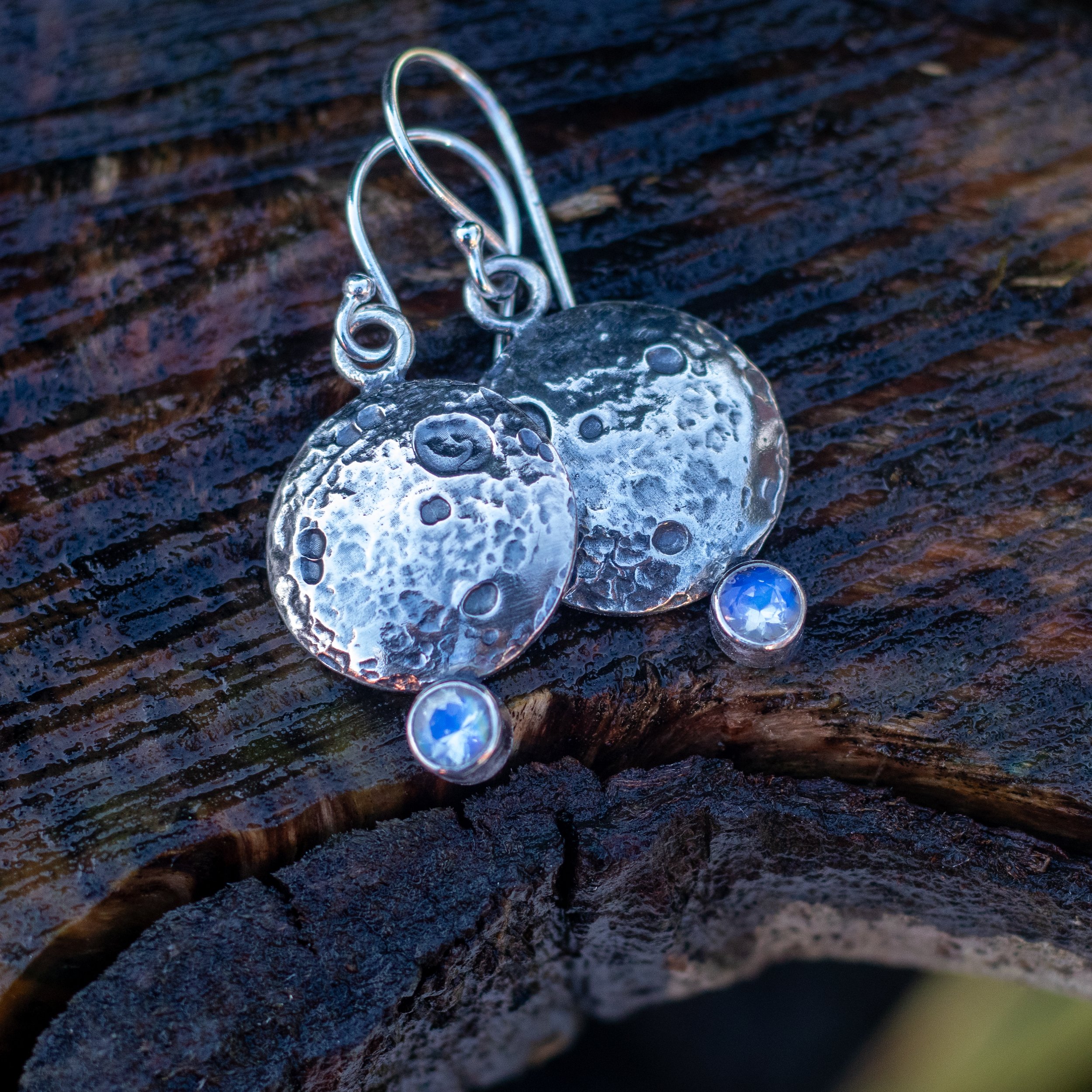 Fillmoon_earrings_3_LRG.jpg