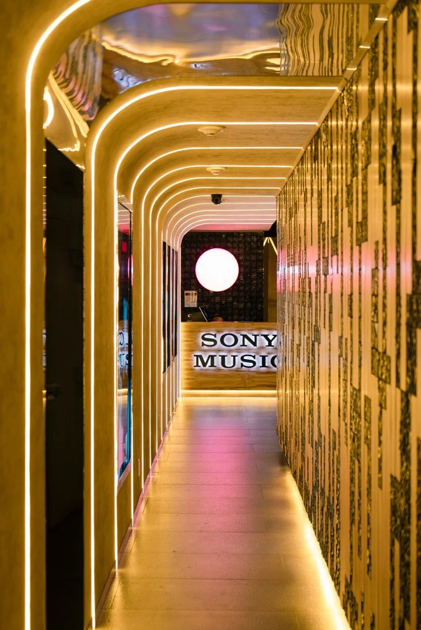 Bienvenido Artista- Pasillo y recepción Sony Music
