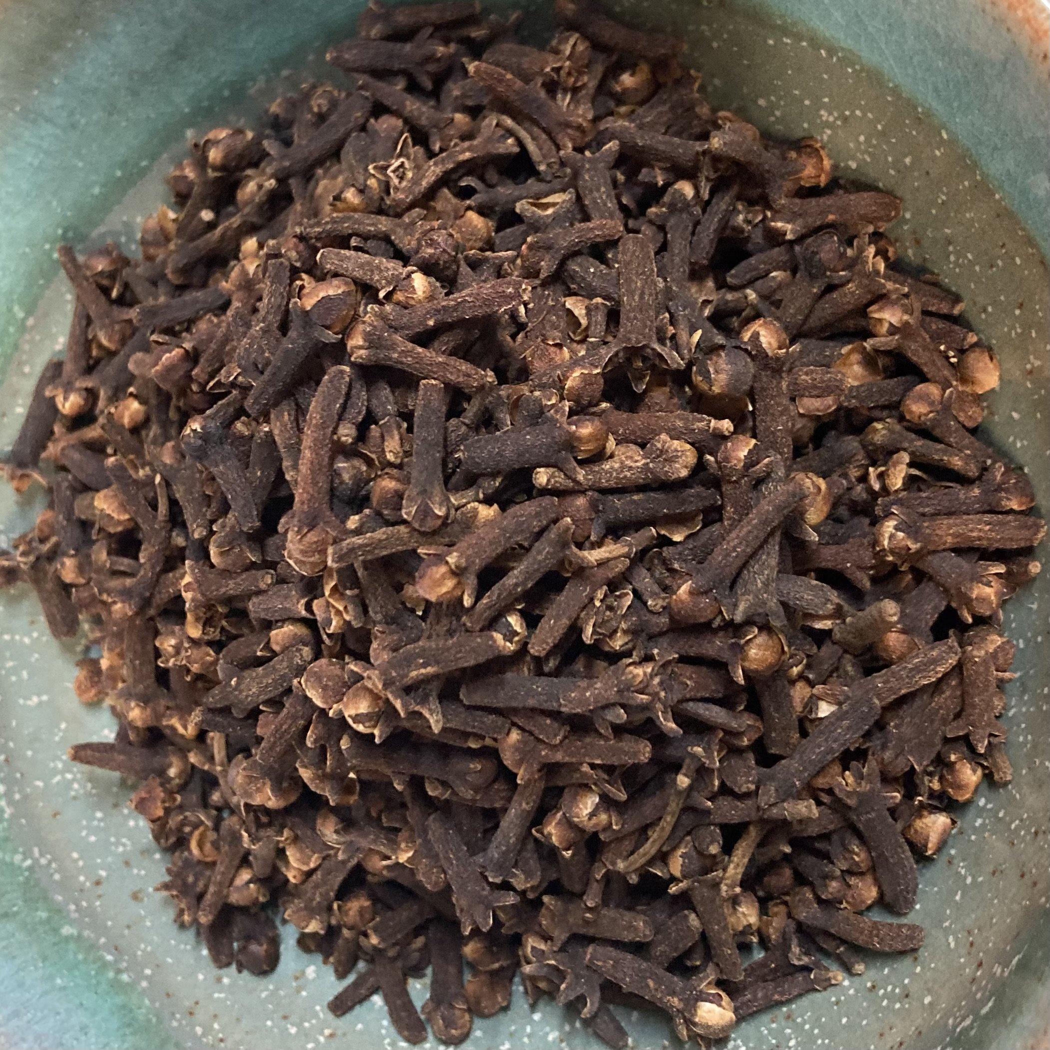 Whole cloves.jpeg