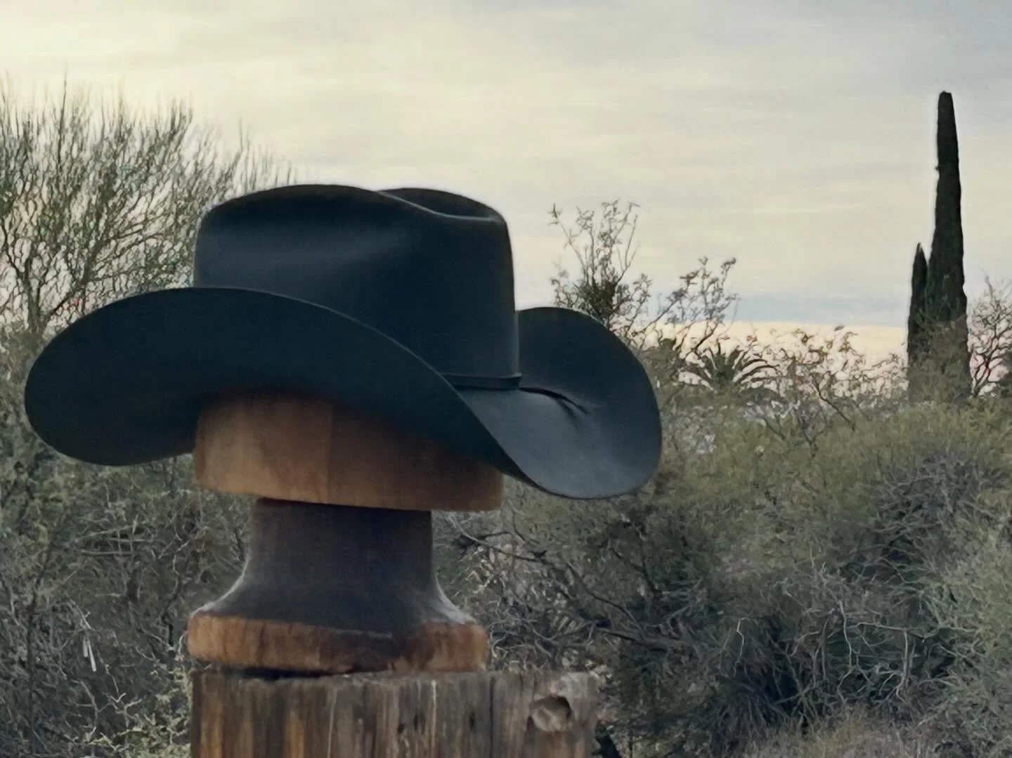 Doesn&rsquo;t get much better than dark grey! Nice and simple, but sharp and classy,  are what make the dark grey a truly versatile color, perfect any occasion. This classic, RCA style hat with a 3.75 inch brim is heading to New Orleans, and it was a