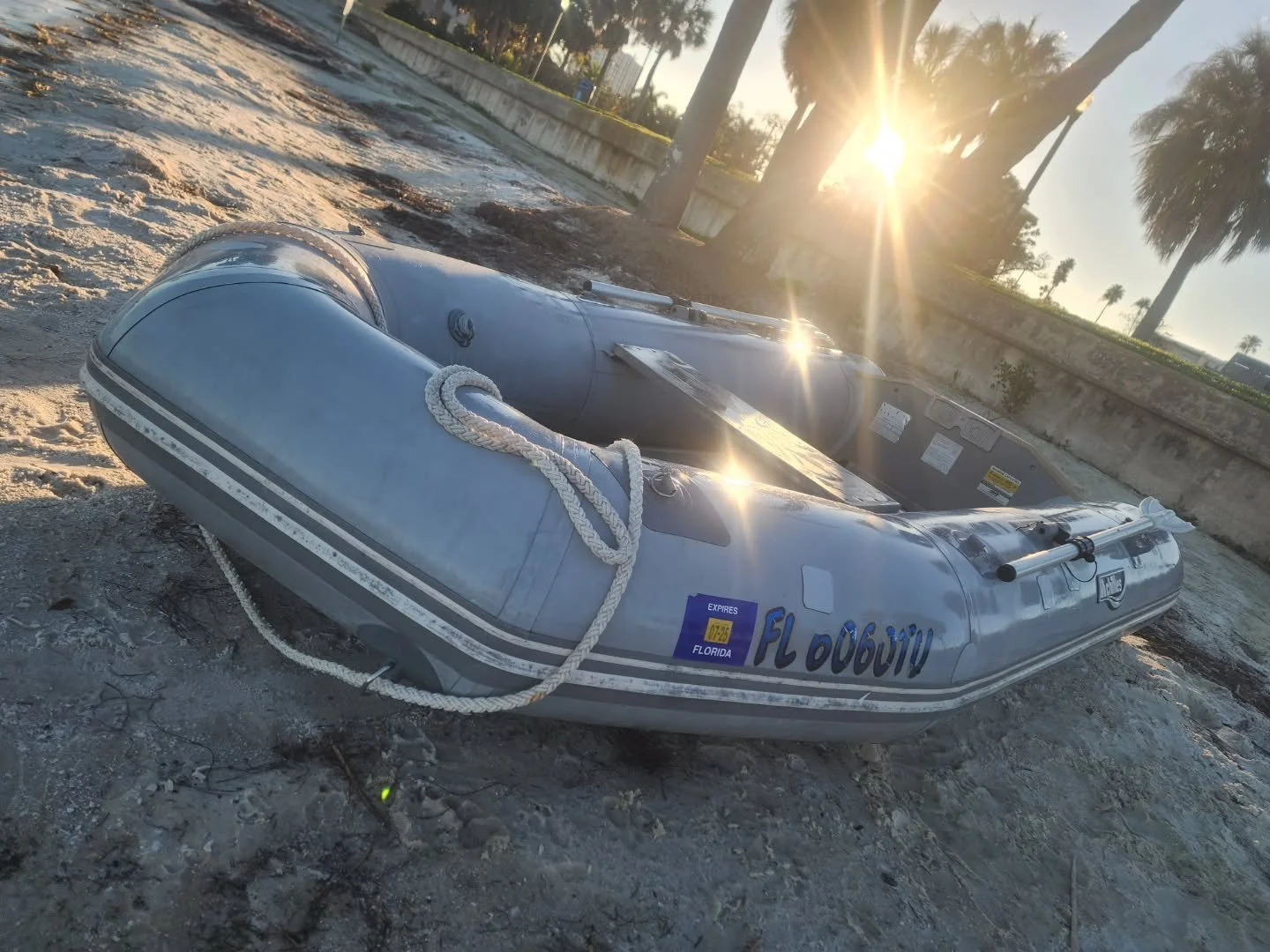 Fo sale! Good Condition 2016 Achilles dingy
9.6 feet long, spacious enough in the middle to haul people or things.
holds 4 people, 860lbs &amp; an 8hp motor
model LEX-96

Solid bottom makes boarding, loading, and maneuvering easy.
She fits atop a med