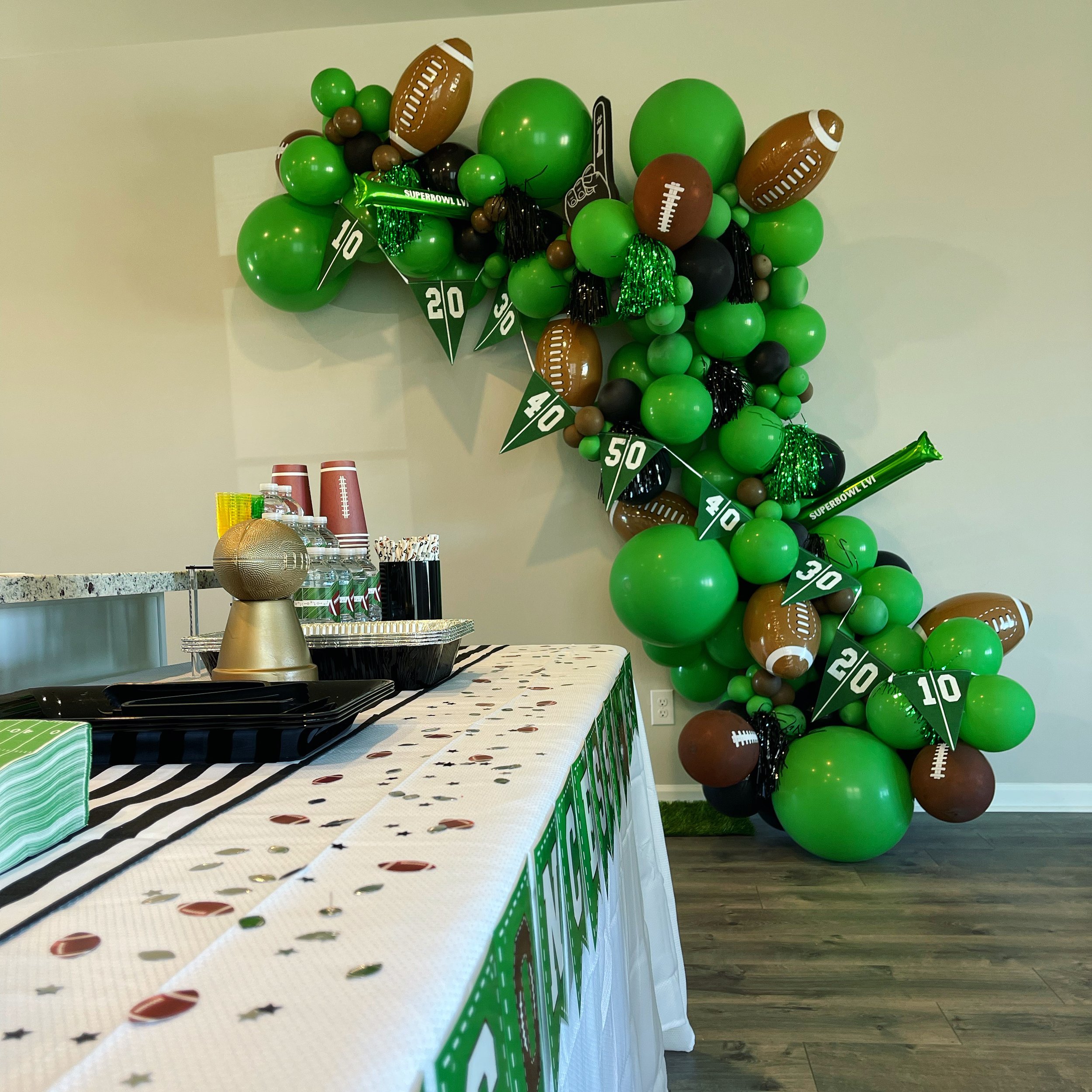 Balloon Garland & Decoration in New Iberia, Houma, Lafayette and Baton Rouge LA. — Get Lit With