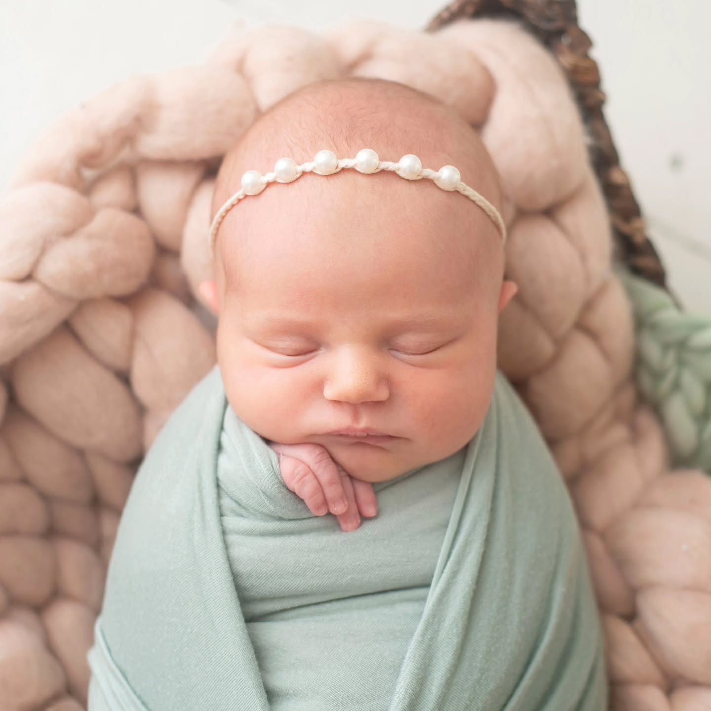 As a newborn photographer, I usually do a tonnn of pinks for baby girls so it's refreshing to mix it up once in a while and do other colors like this lovely pale sage. There are about 200 different colors/shades in my wrap closet to choose from, so p