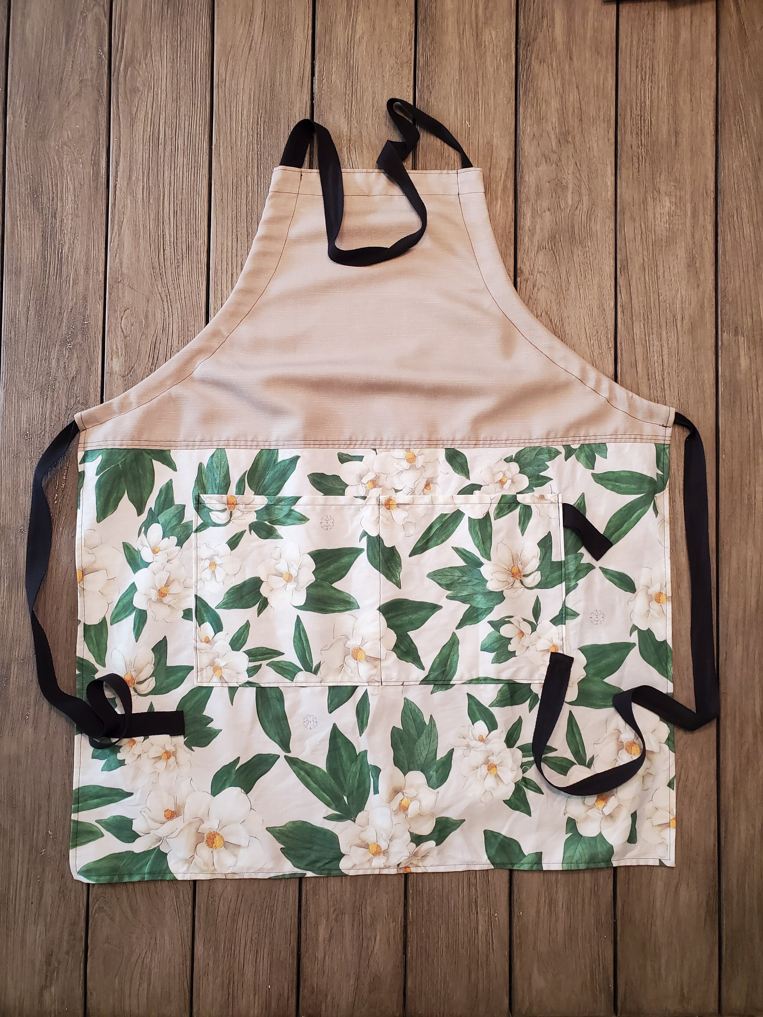 APRON- MAGNOLIA ADULT.jpg