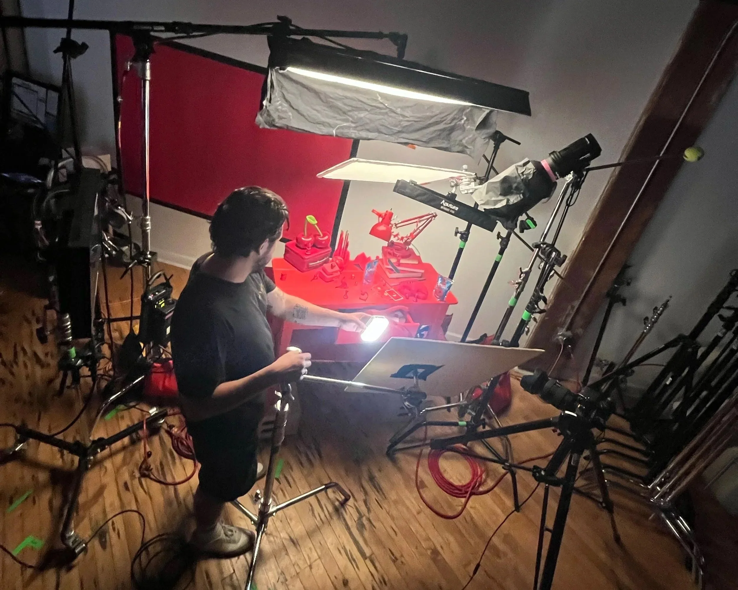 Behind the scenes, bts of a product photography photoshoot for capri sun