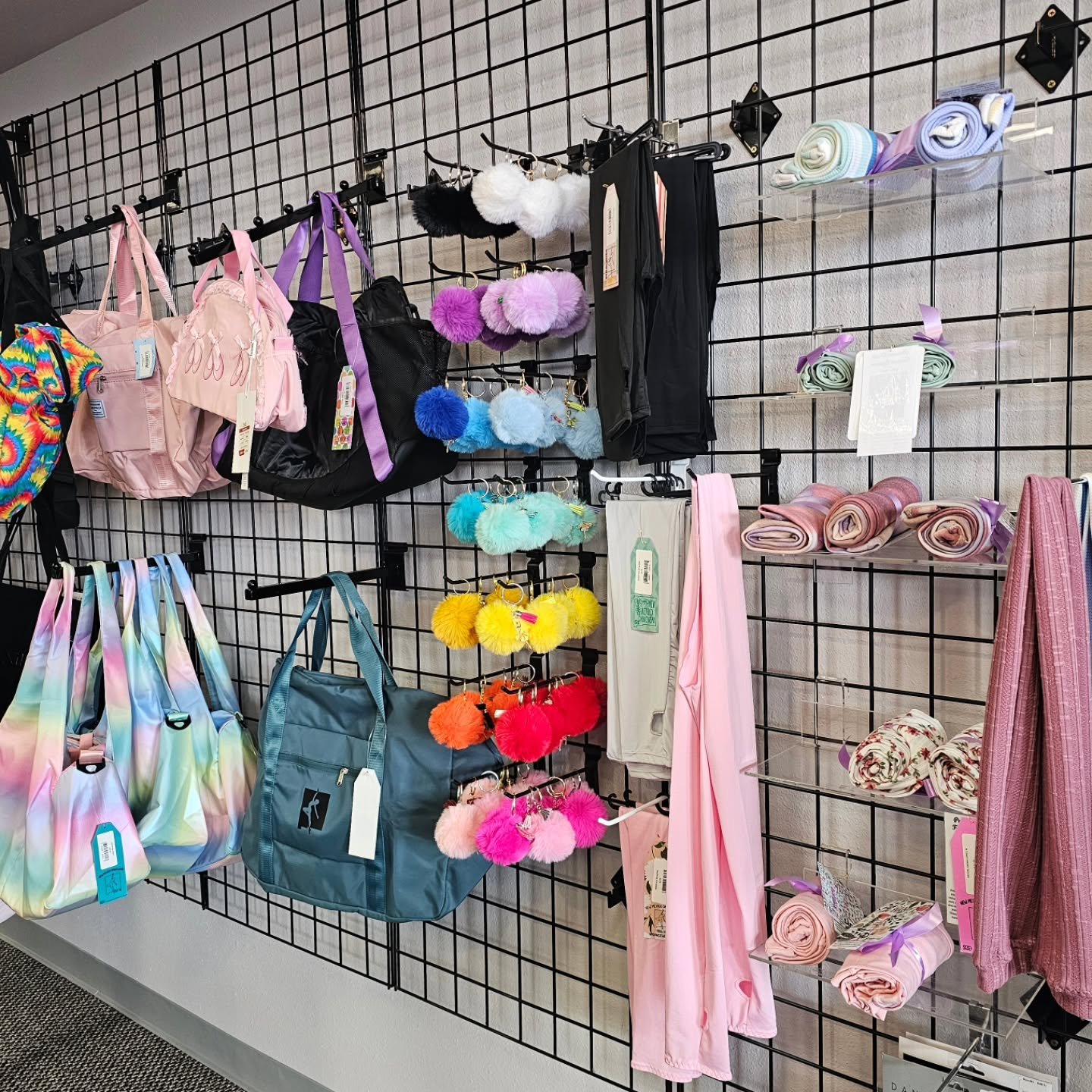 Puff keychain restock 🎀

Only $5.50 each 

#NMDancewear #dance #dancewear
#ballet #jazz #flamenco #tap #hiphop #contemporary #newmexicodancewear #newmexicodance #nmdance
