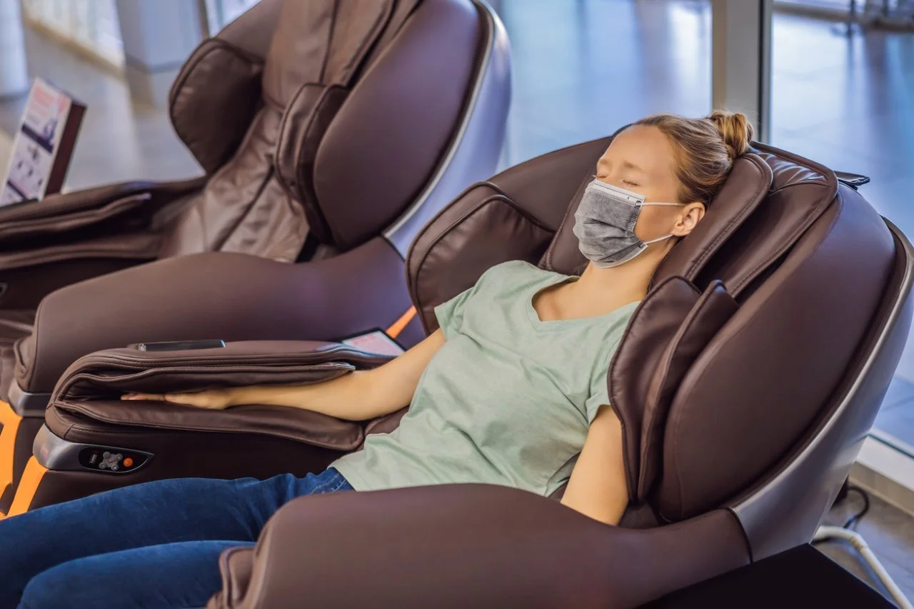 9 Benefits of Owning and Using a Massage Chair - massage+chair+benefits