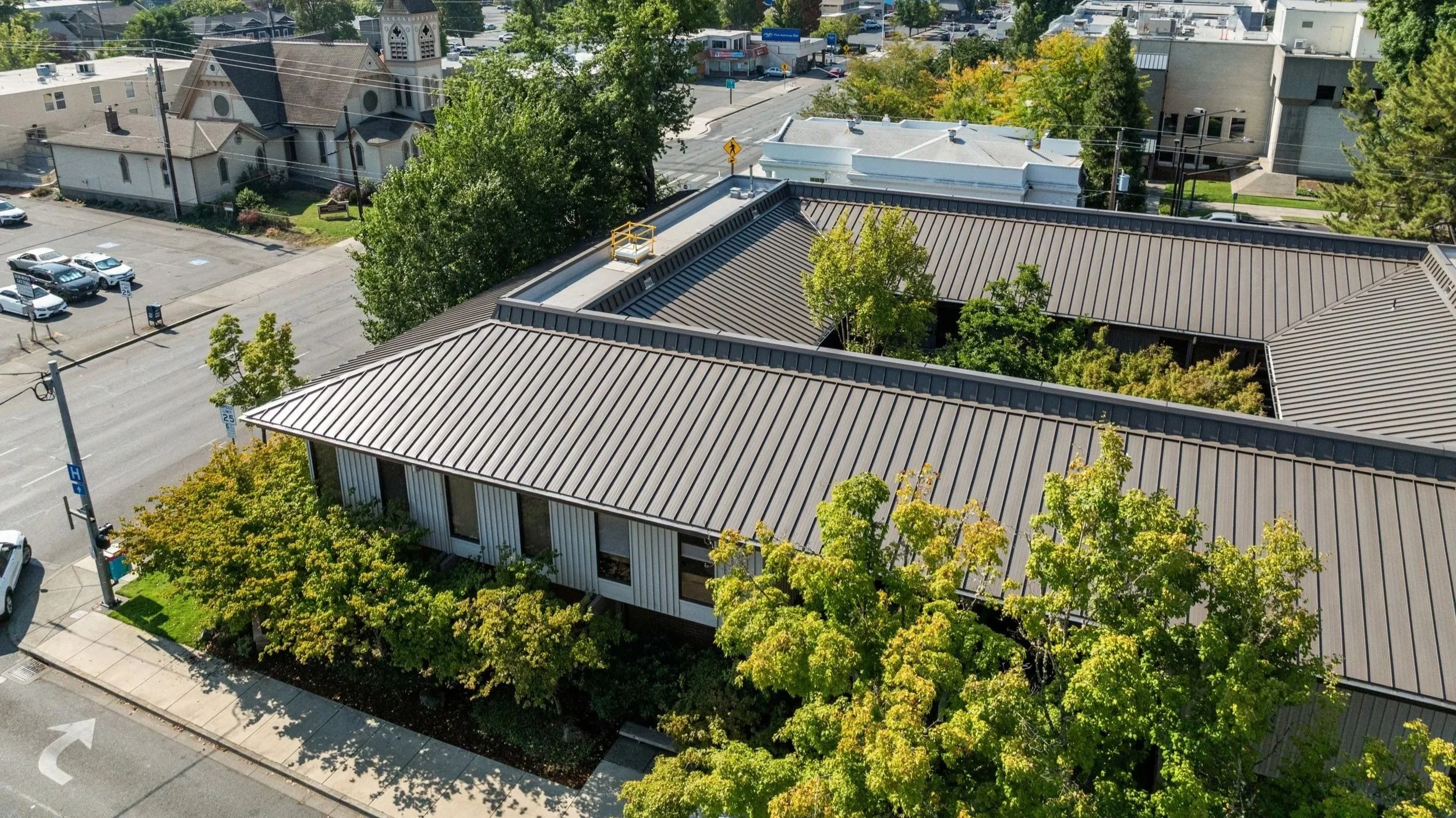 GRANTS PASS CITY HALL ROOF