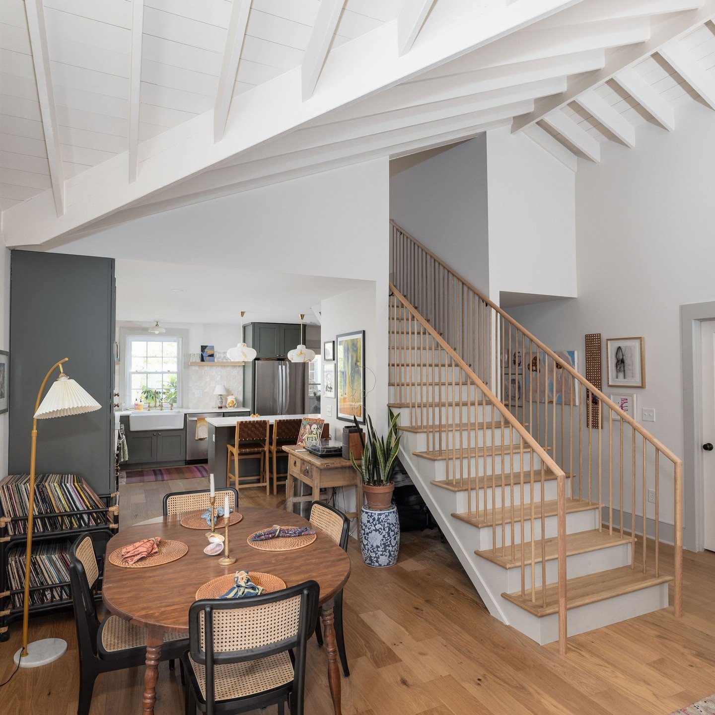 New photos are in! Check out an absolute favorite project of ours in Riverland Terrace! 

This James Island bungalow was completely reimagined! The renovation included a two-story addition on the rear of the home, a complete restructuring of the floo