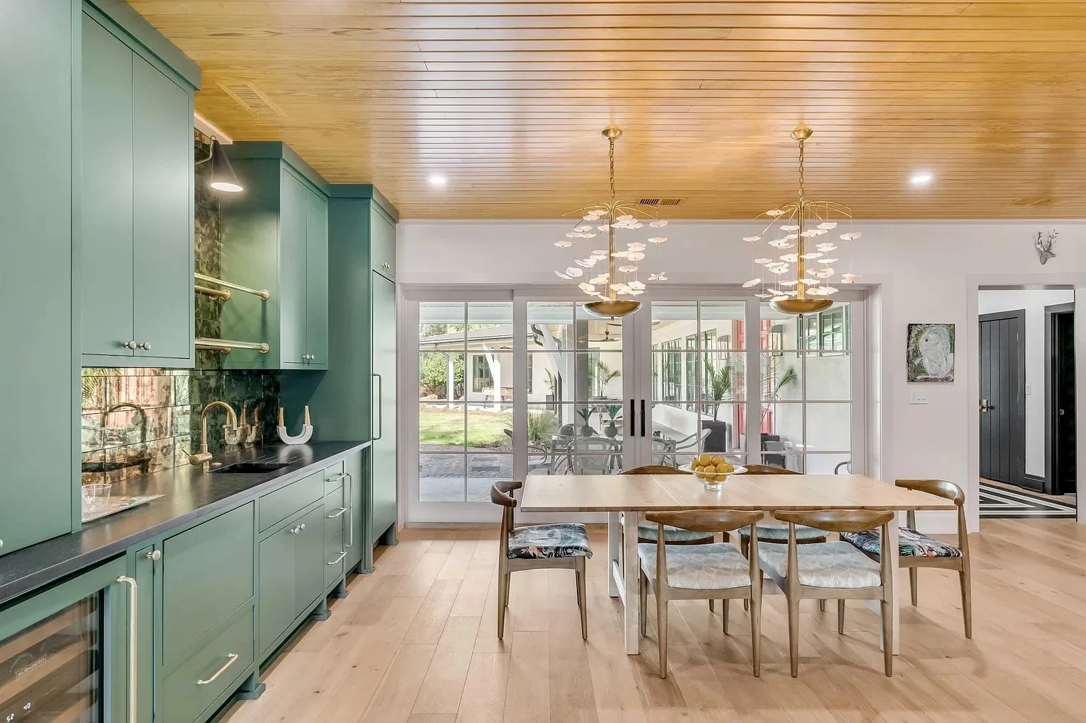 Interior dining room renovation in a Charleston, SC home