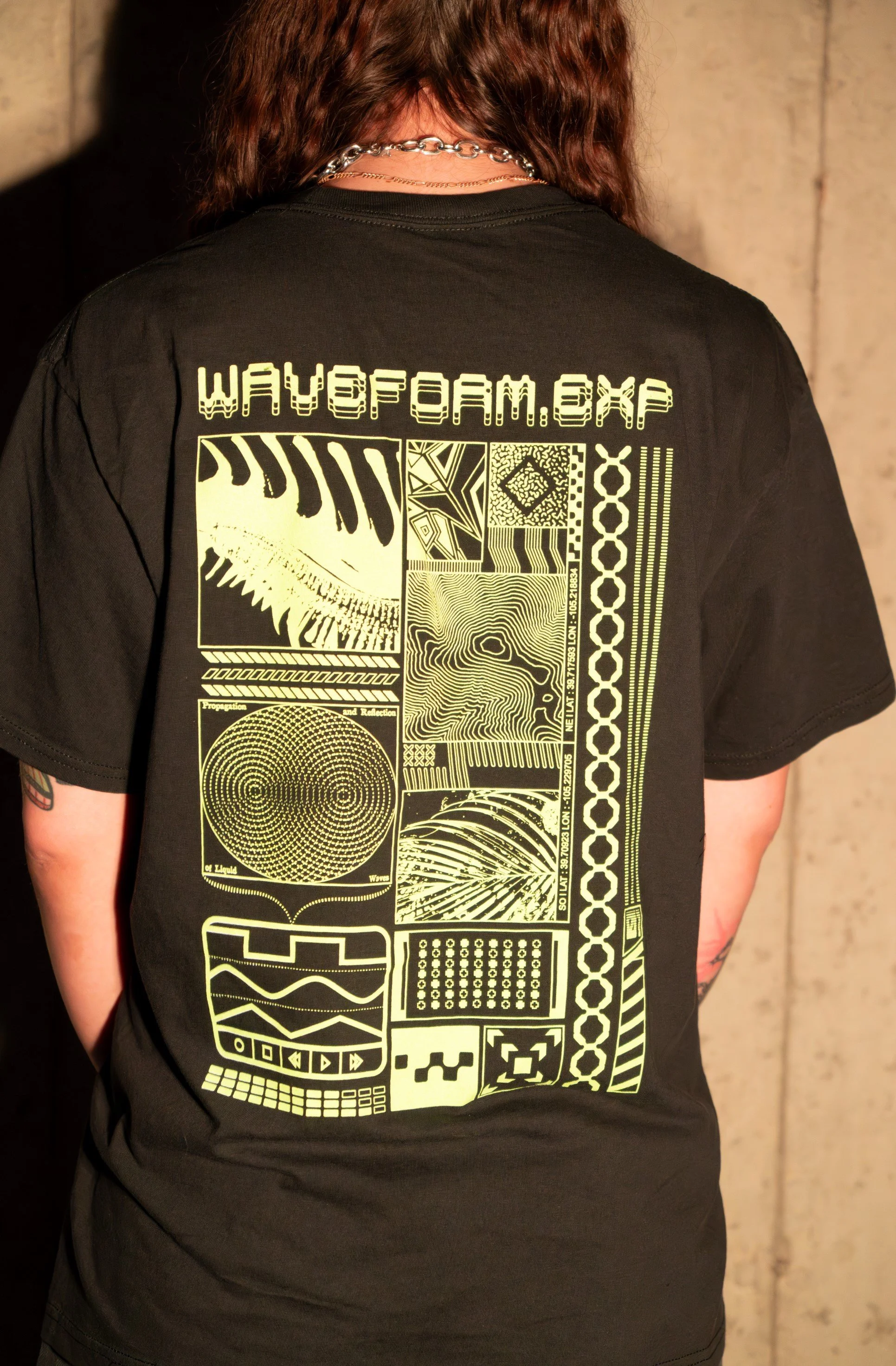 acidwave_tee_back_waveform_womens.jpg