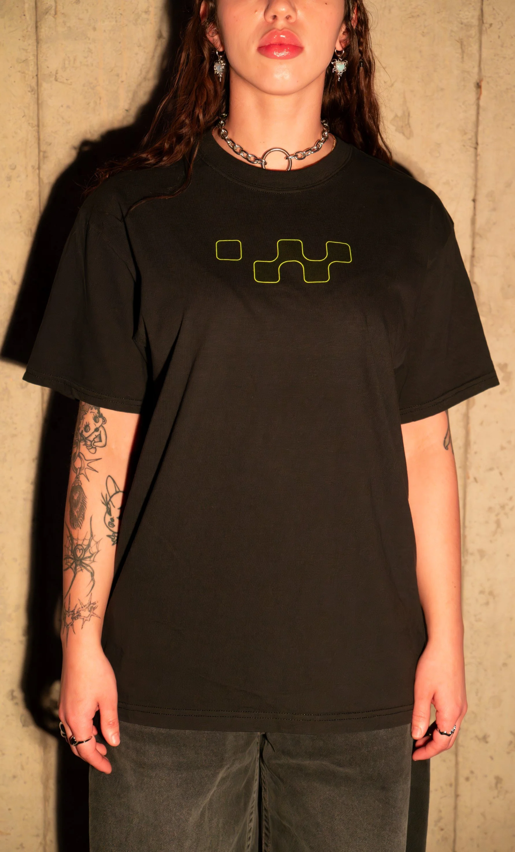 acid_tee_front_waveform_womens.jpg