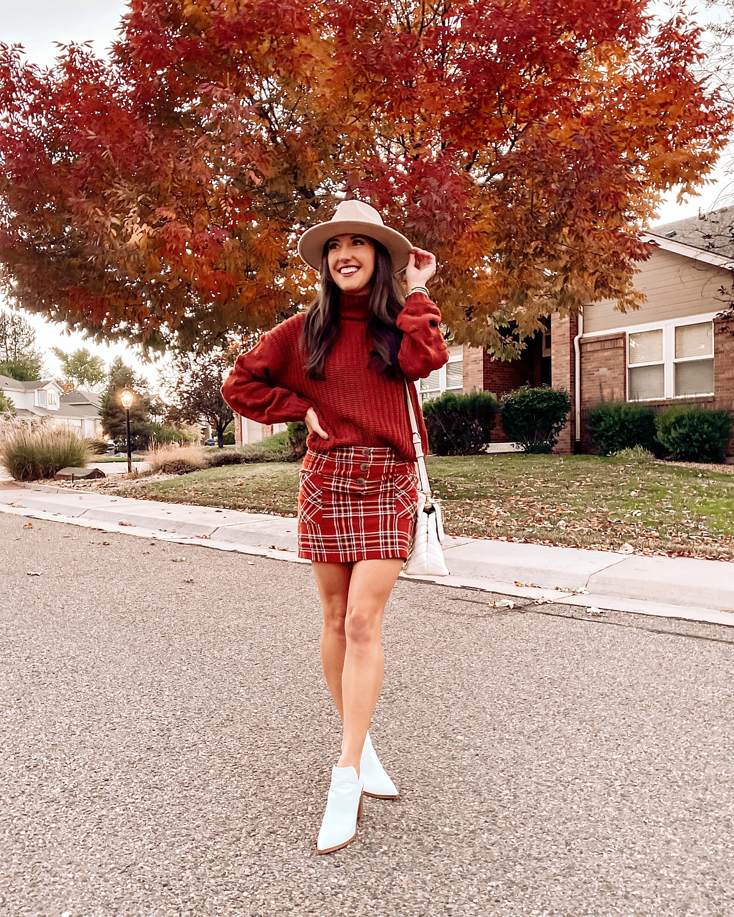 11 Plaid-Skirt Outfits to Try This Season | Who What Wear