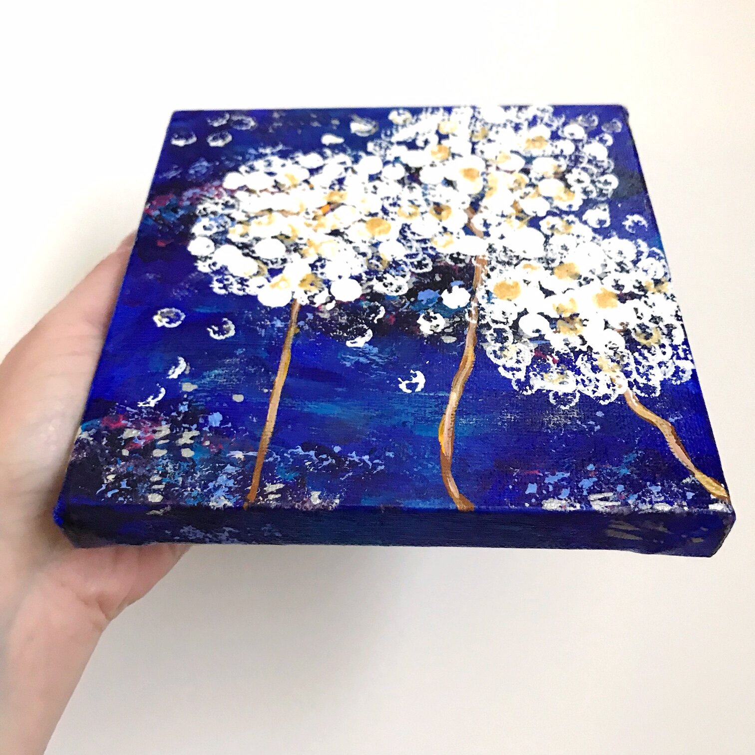 Mini Dandelions in Silent Night 4.JPG