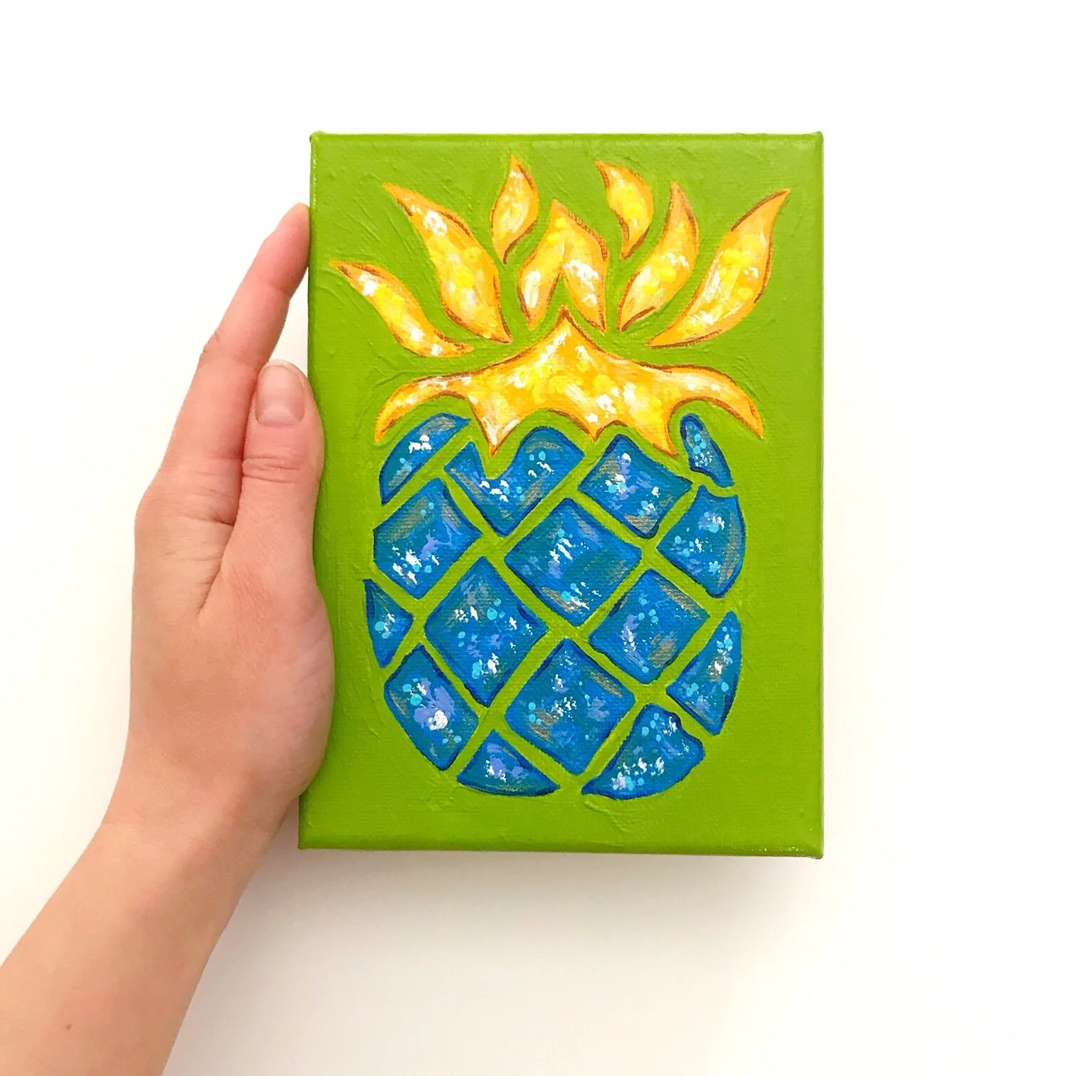 Mini Pineapple in True Blue 4.JPG