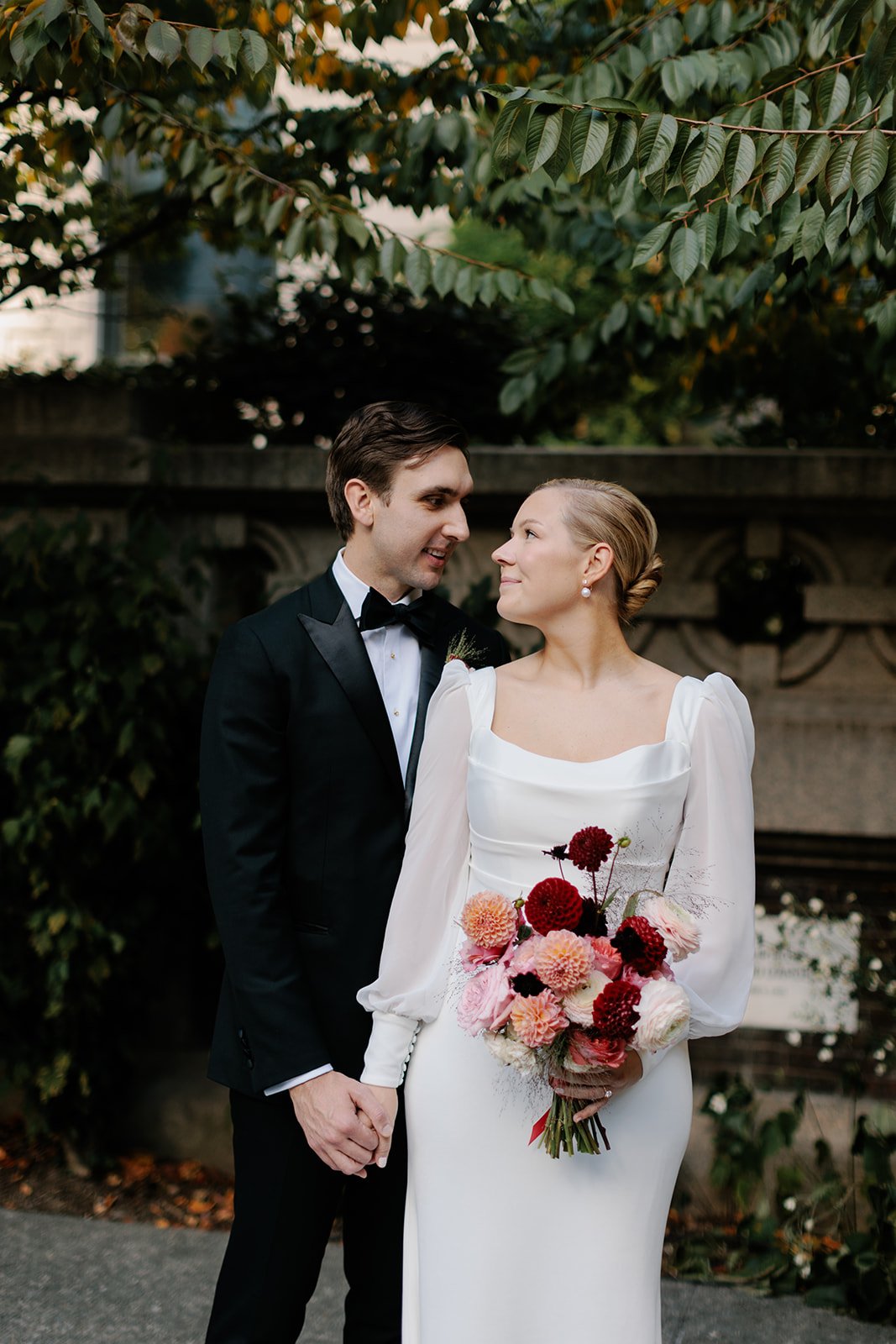 Louise + Shaun | Photo: Vik Moon | Florals: Lulo Floral | Venue: Cooper Hewitt