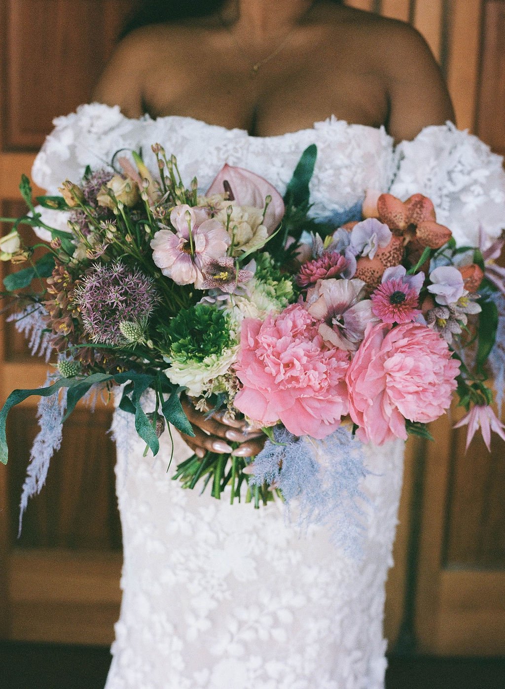 Amrisa + Zach | Photographer: Taylor Jordan| Florals: Bearded Florist | Venue: Coterie, Charleston