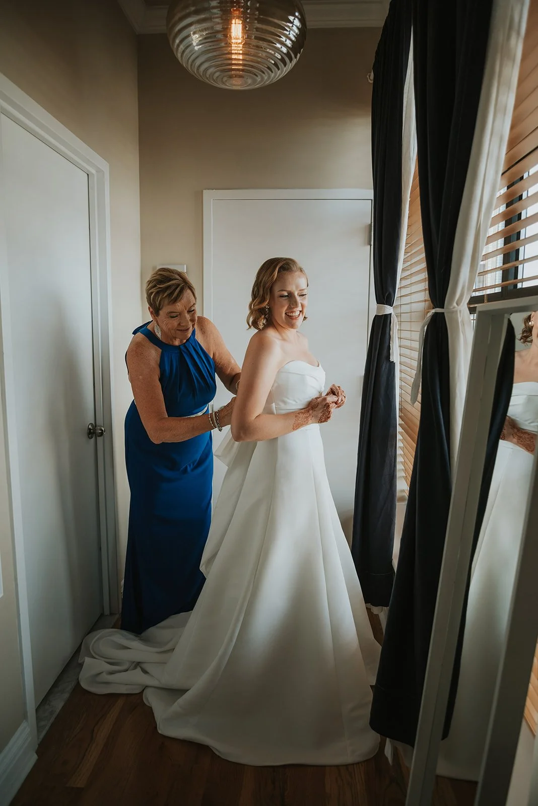 Bride getting ready at Box House Hotel.jpg