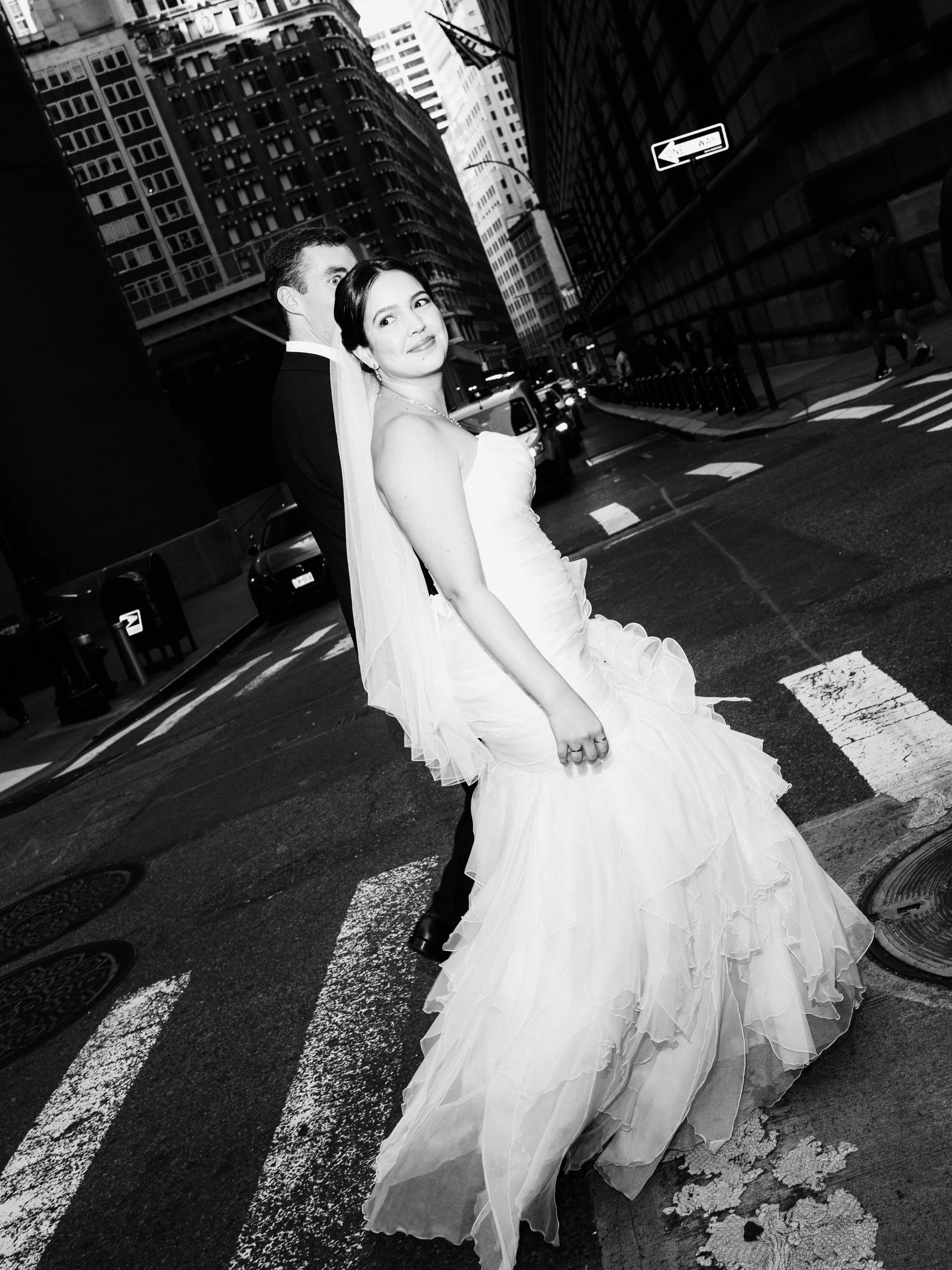casually walking to your wedding like it&rsquo;s any other day&hellip; except it&rsquo;s totally not ❣️

Malika + Spencer on the way to their ceremony + reception @eventsatmanhatta 

📸: @allisonhammondcreative