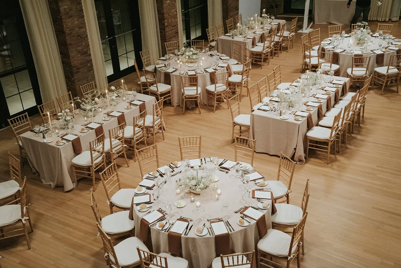 Lexi + Jacob | Photographer: Maria B Lung | Florals: Blxxm | Venue: Roundhouse, Beacon