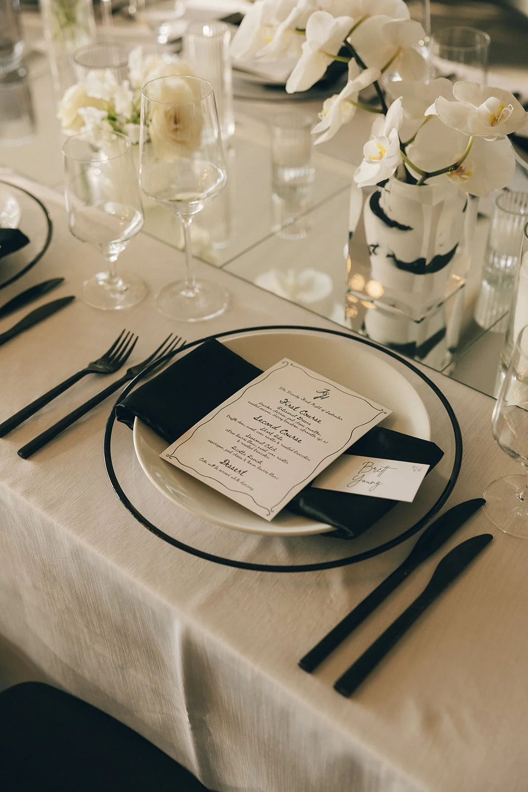 Hayden + Josh | Photographer: G&M Visions | Florals: The Bearded Florist | Venue: Lowndes Grove