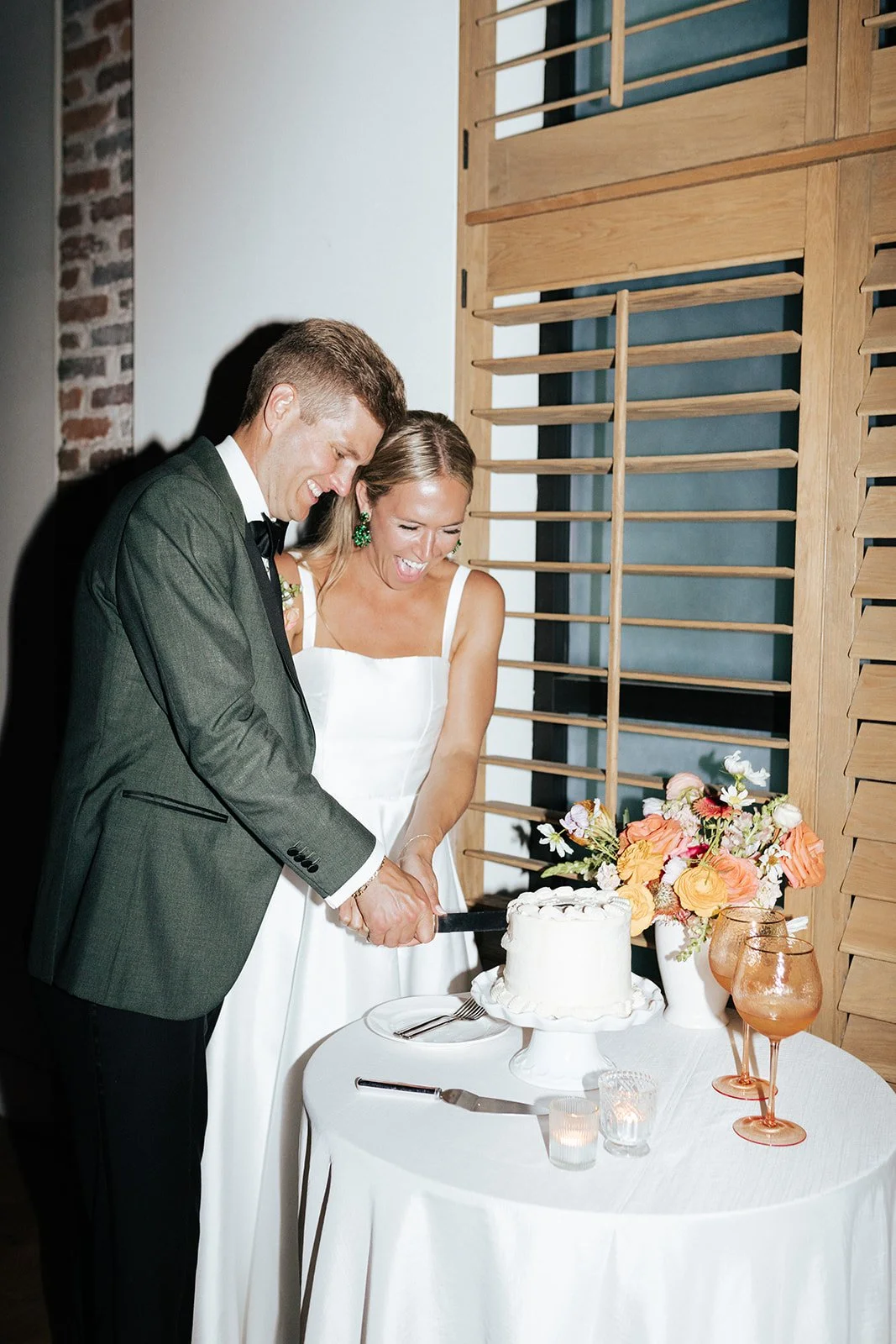 Nora + Robert | Venue: Cannon Green | Photo: Jennifer Austin | Florals: Moonlight Iris