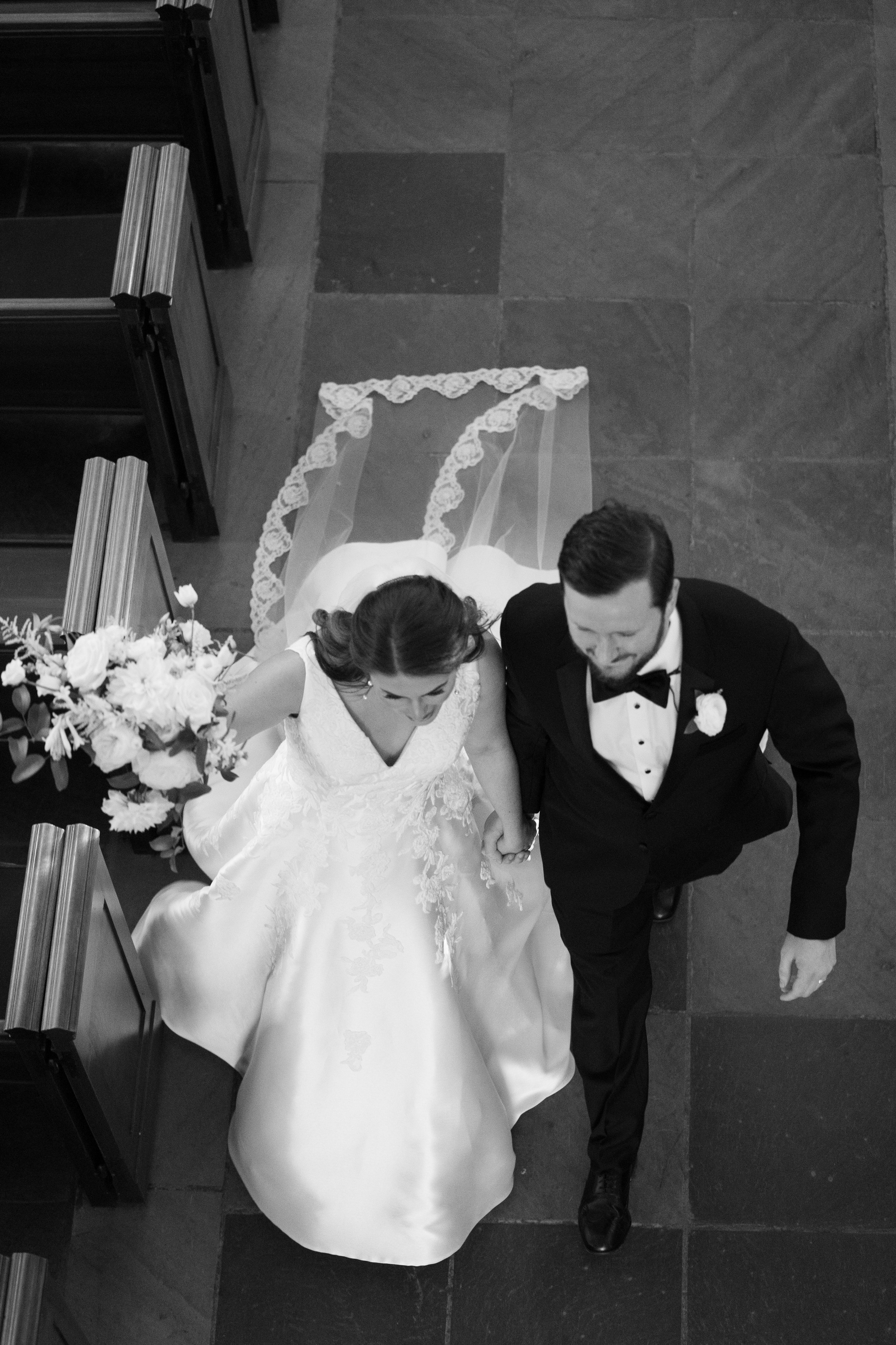 Maggie & Josh | Classic and romantic Charlotte, NC wedding | Photographer: Allison Hammond Creative | Florals: Springvine Designs