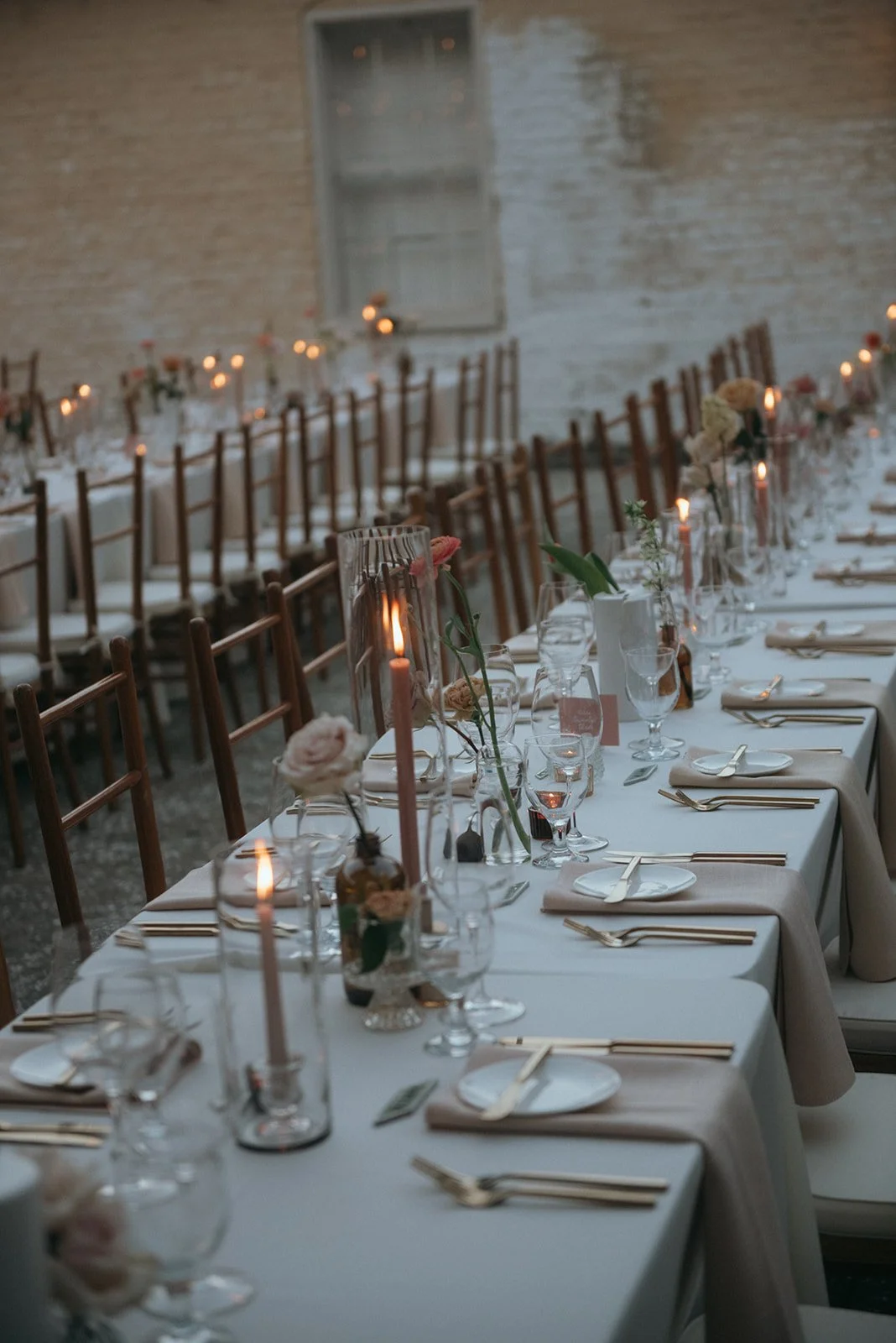 Alyssa + Zach | Photographer: N. Mickle | Florals: Moonlight Iris Designs | Venue: William Aiken House