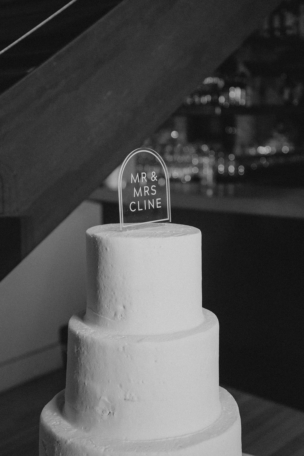Lexi + Jacob | Photographer: Maria B Lung | Florals: Blxxm | Venue: Roundhouse, Beacon