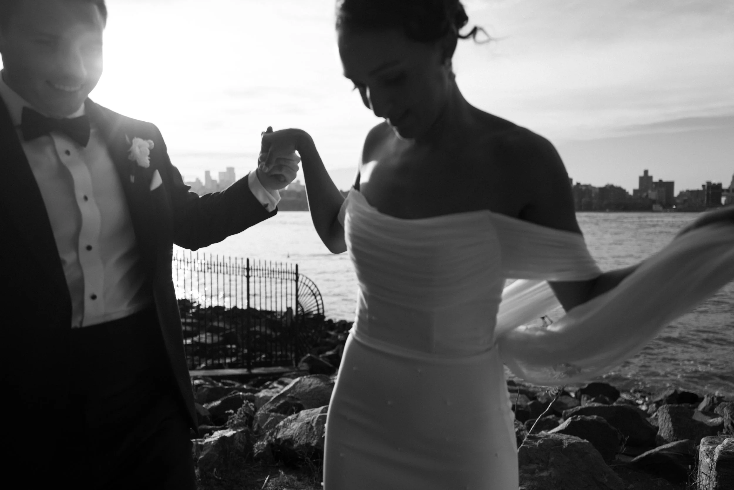 Gabby + Derek | Photographer: Allison Hammond Creative | Florals: Yellow Bow