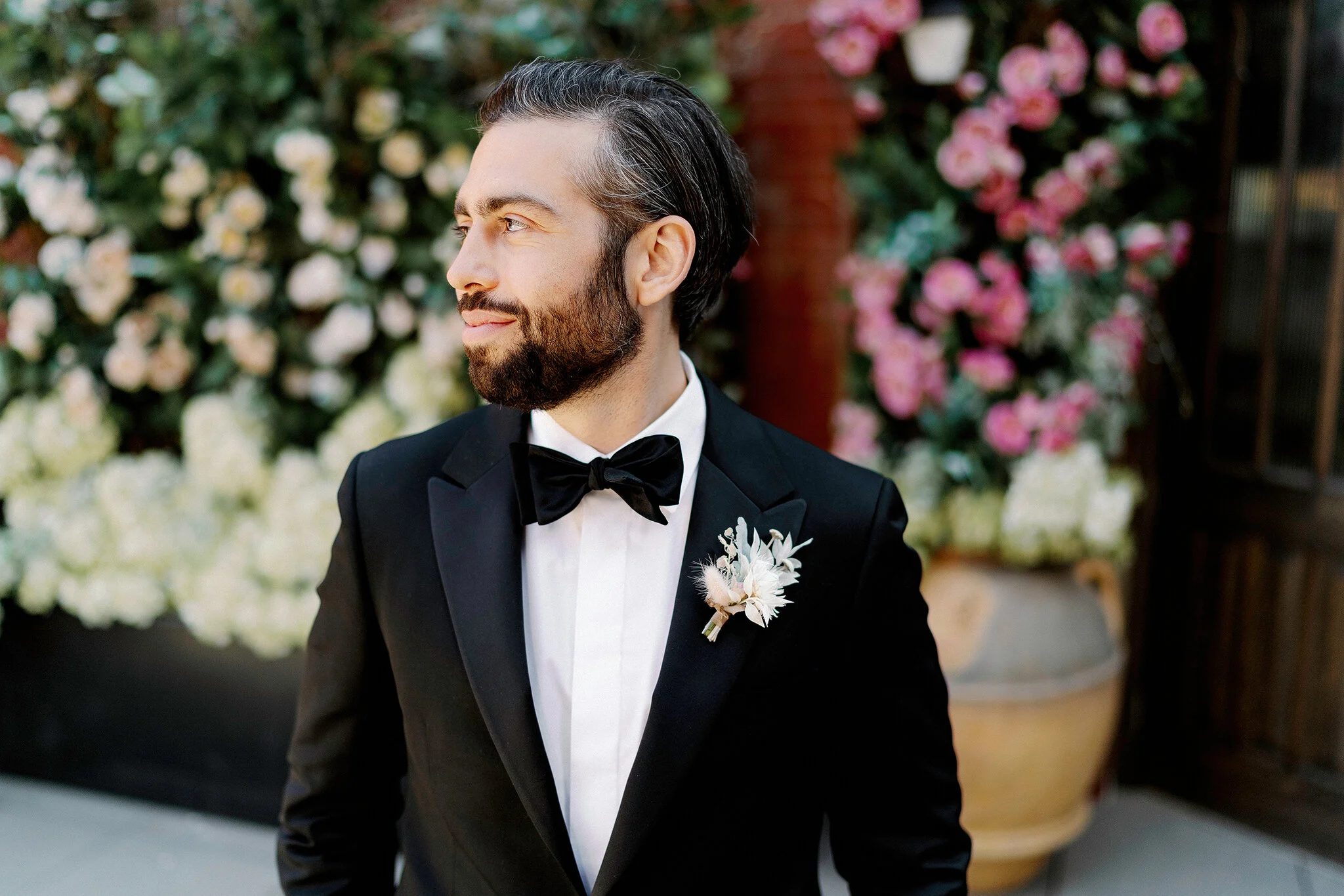 Lauren & Ryan | Photographer: Lev Kuperman | Florals: Designs by Ahn | Venue: Beekman Hotel, New York City