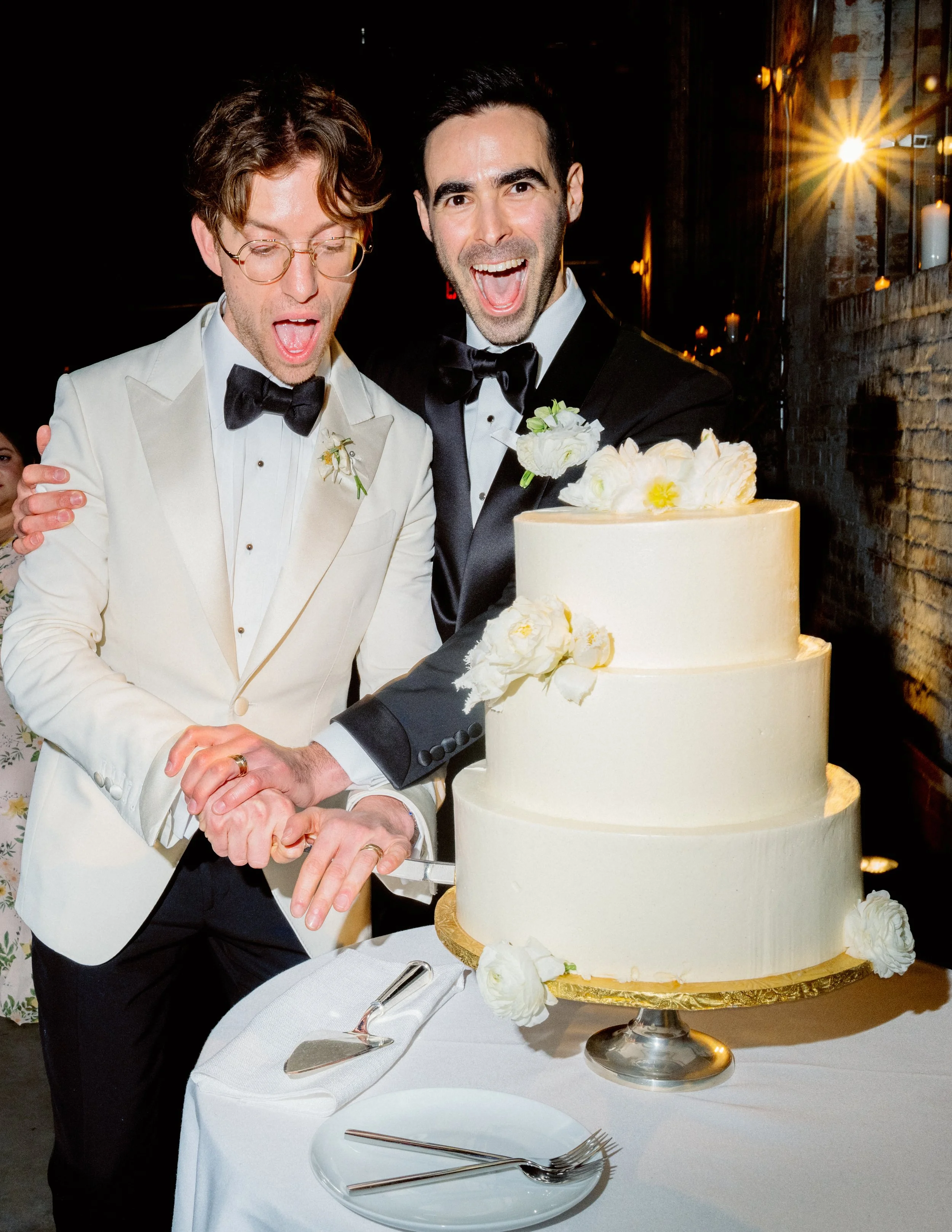 Hugh & Jacob | Venue: 99 Scott, Brooklyn | Photo: Michaela Jelin | Florals: Aurora Botanica