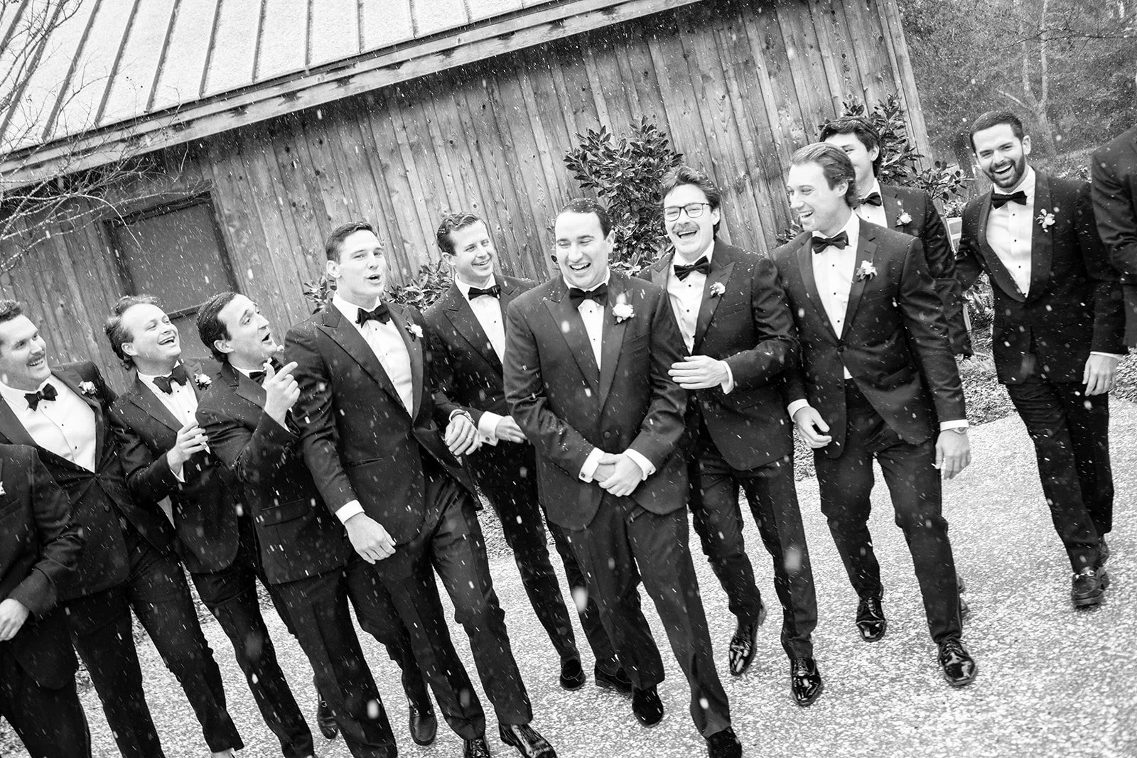 Raven + Alex | Photographer: Jennifer Austin | Florals: The Bearded Florist | Venue: The Dunlin