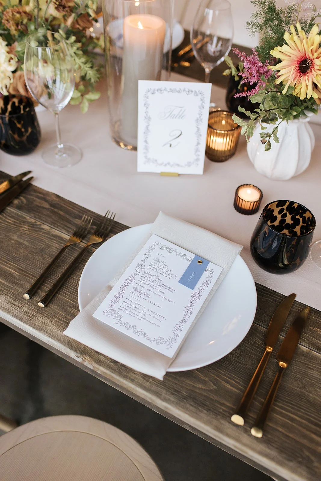 Raven + Alex | Photographer: Jennifer Austin | Florals: The Bearded Florist | Venue: The Dunlin