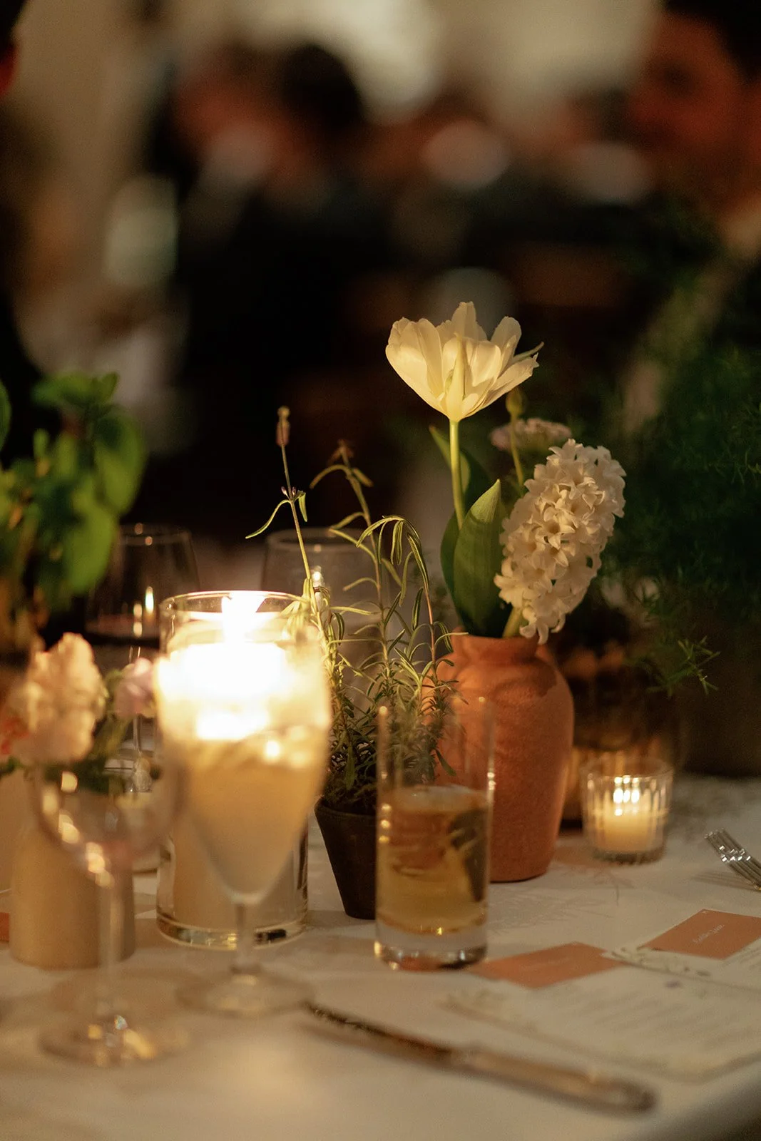 Isabelle + Carl | Photographer: Katie McCuin | Florals: Petaloso | Venue: Kiawah Island Club River Course