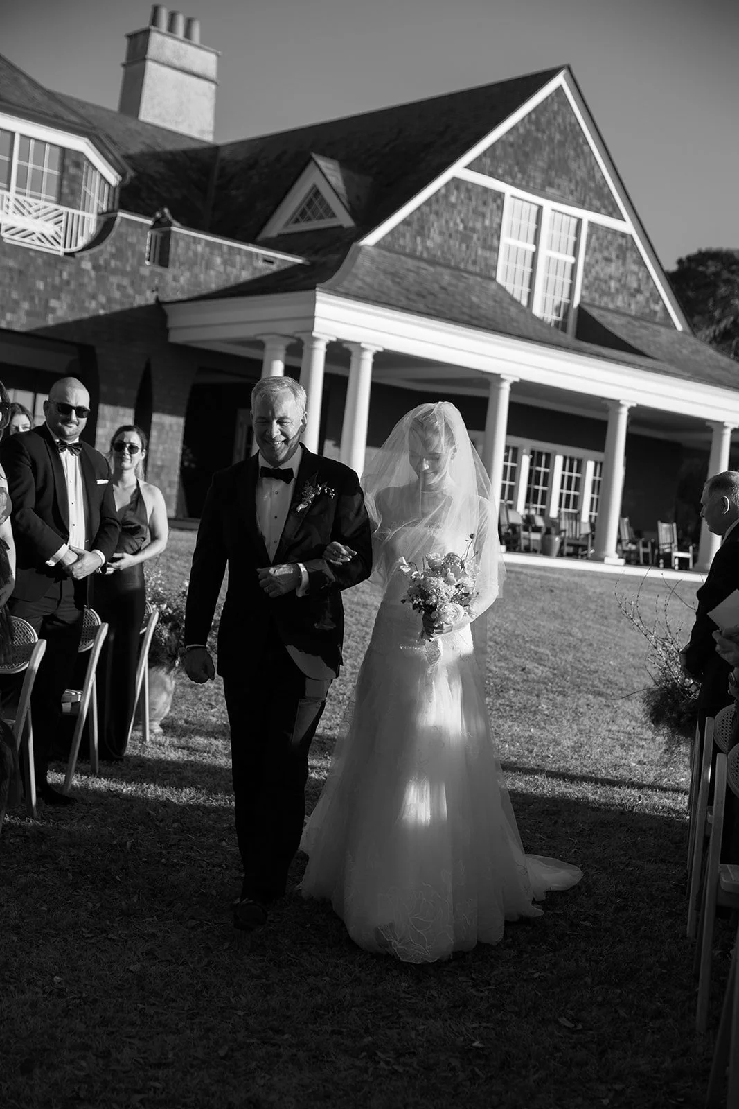 Isabelle + Carl | Photographer: Katie McCuin | Florals: Petaloso | Venue: Kiawah Island Club River Course