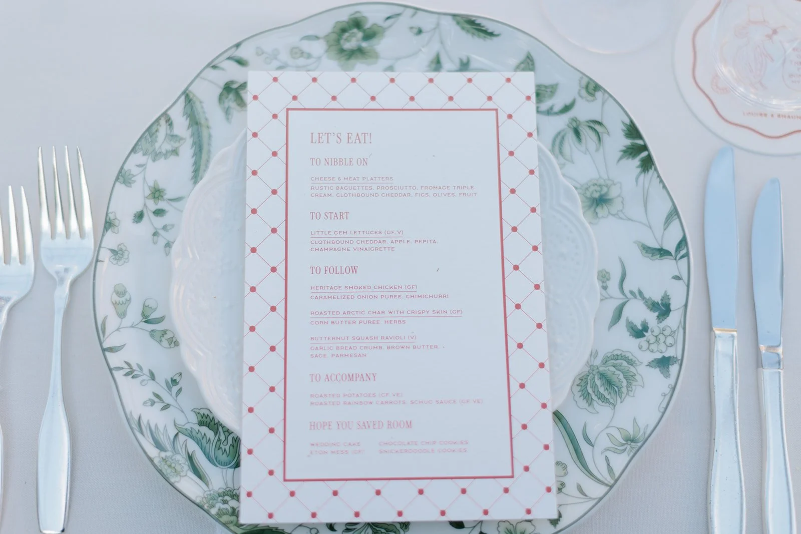 Louise + Shaun | Photo: Vik Moon | Florals: Lulo Floral | Venue: Cooper Hewitt