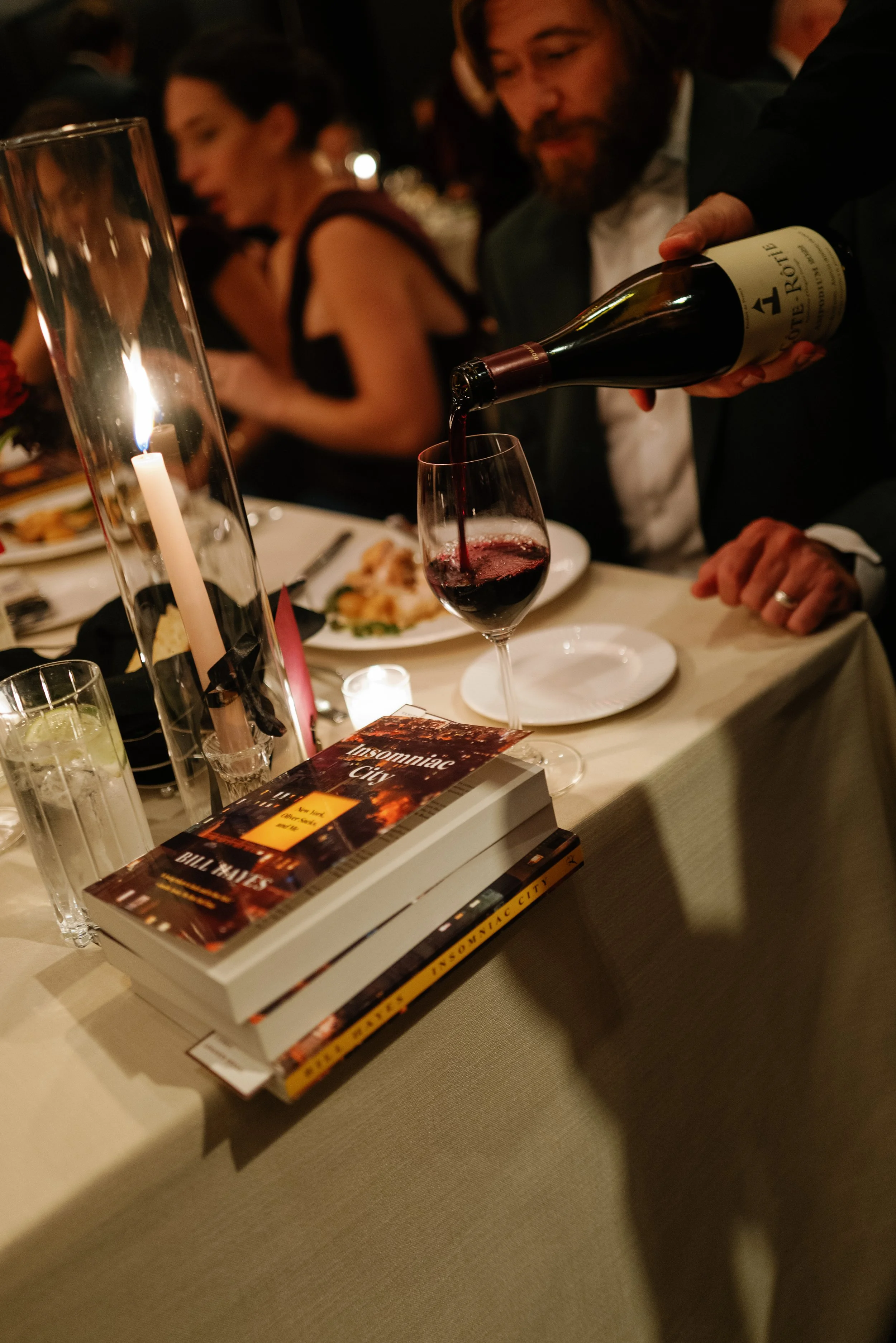 Malika + Spencer | Photographer: Allison Hammond | Florals: Aurora Botanica | Venue: Manhatta 