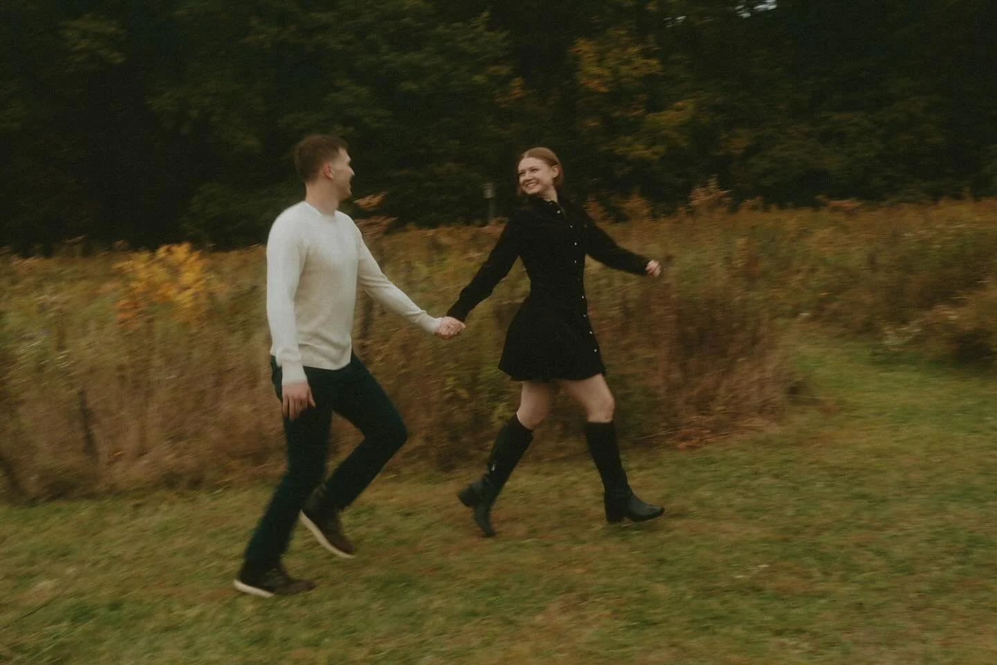 Some Autumn romance for your scroll!!! :)
.
.
.
[ cleveland wedding photographer, ohio elopement photographer, tampa wedding photographer, florida elopement photographer, youngstown wedding photographer, pittsburgh wedding photographer, st pete weddi