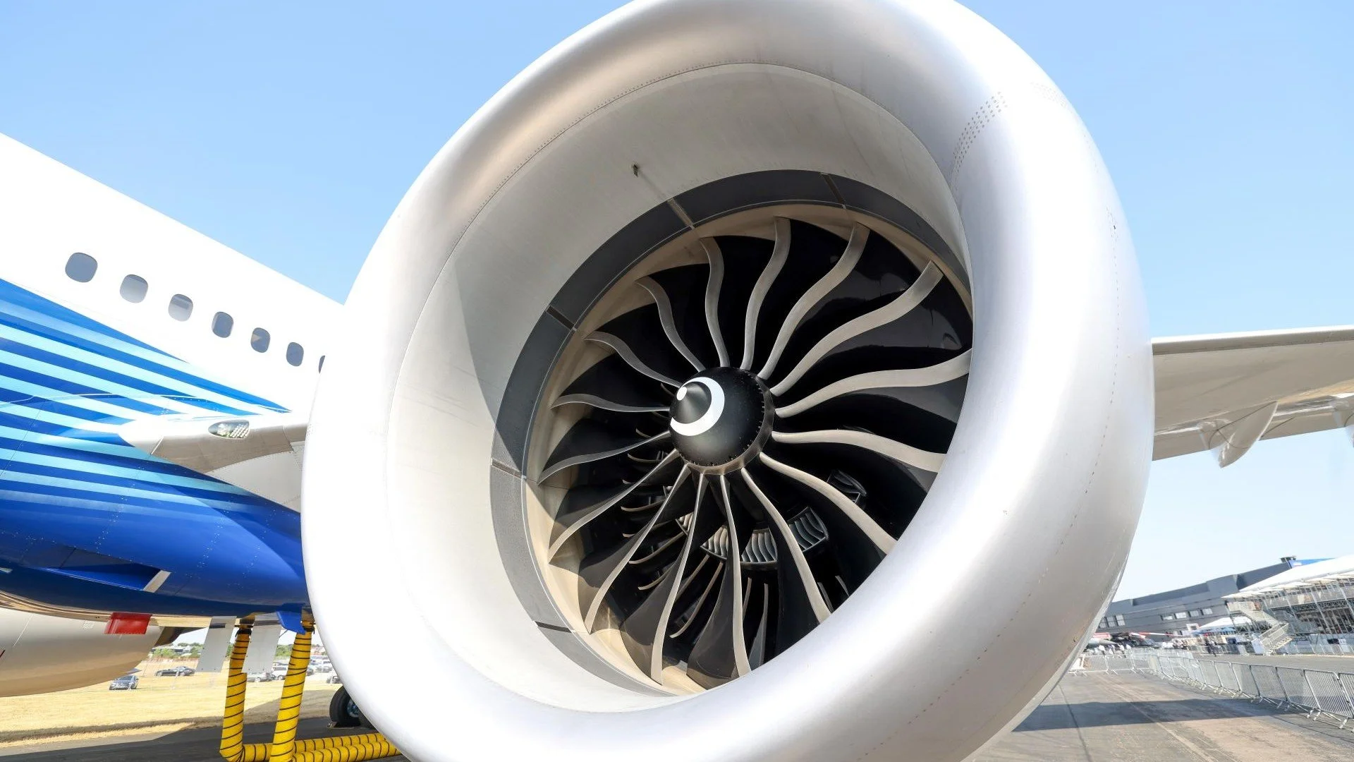 A Flying Start: Using Advanced Technology to Make the GE9X Engine as Durable as Possible for Customers