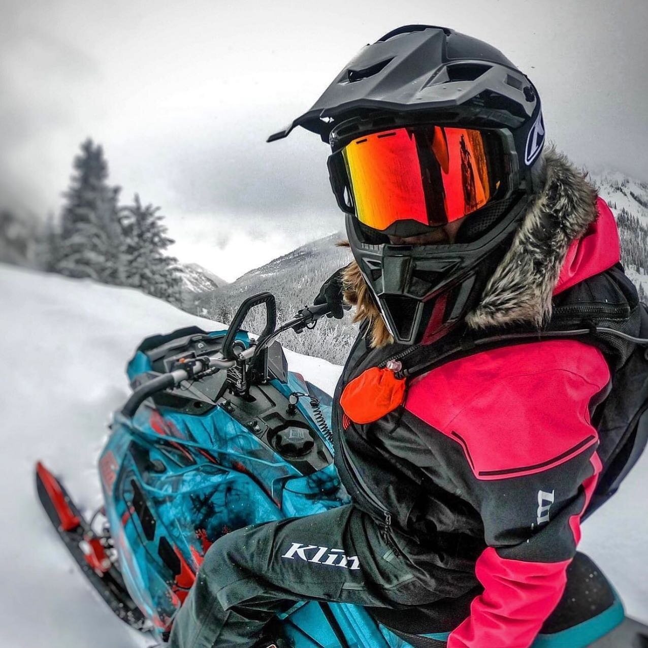 🚨 Hey good-lookin&rsquo;! Did you see what @klim&rsquo;s got cookin&rsquo;? 2022 gear line up launched today. Pretty stoked on the new Luna and Maverick jackets for layering essentials! www.klim.com

Grab it locally at @ghostridermotorsports this se