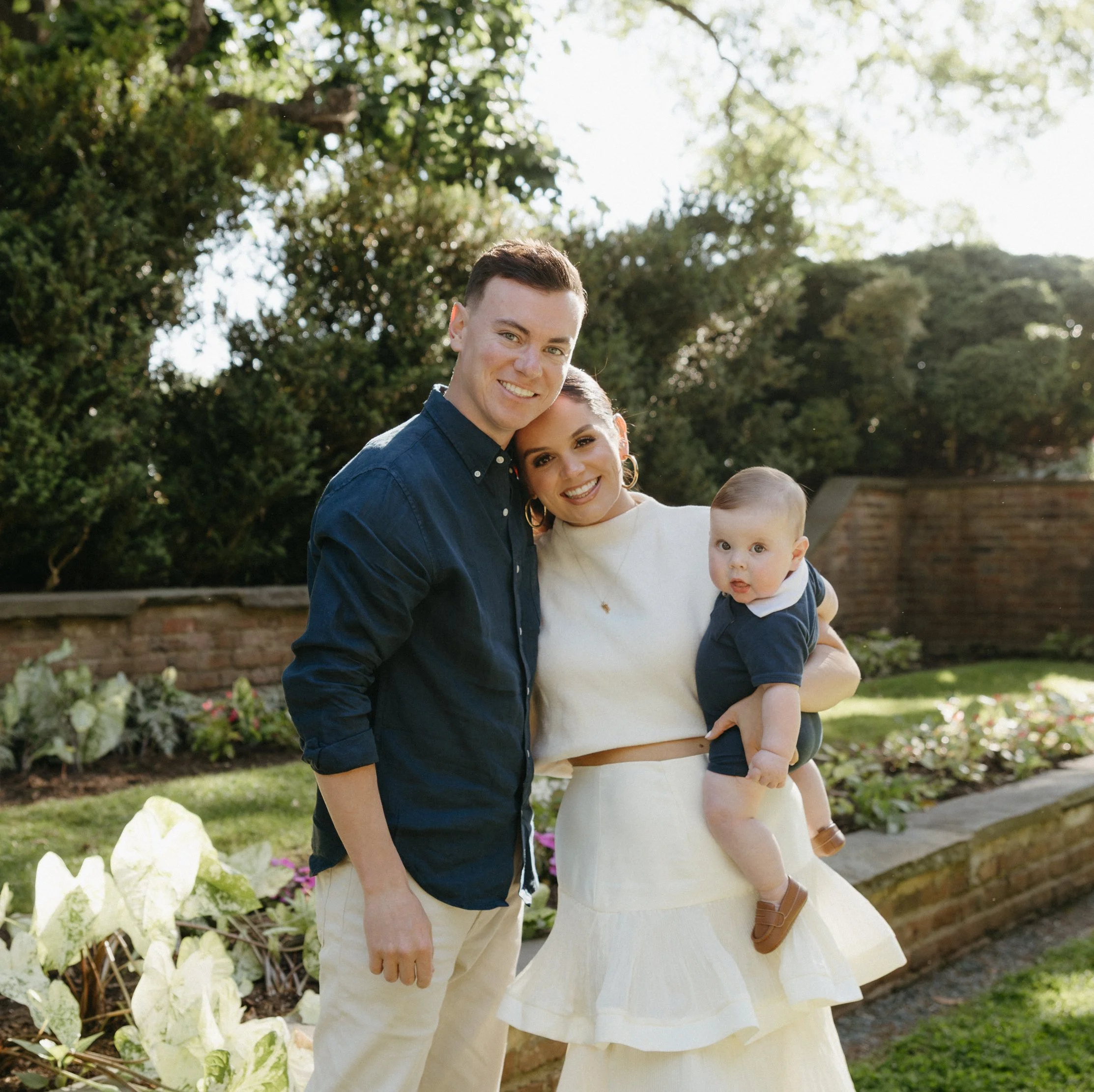 theohlins-agecrofthallminisession-12.jpg