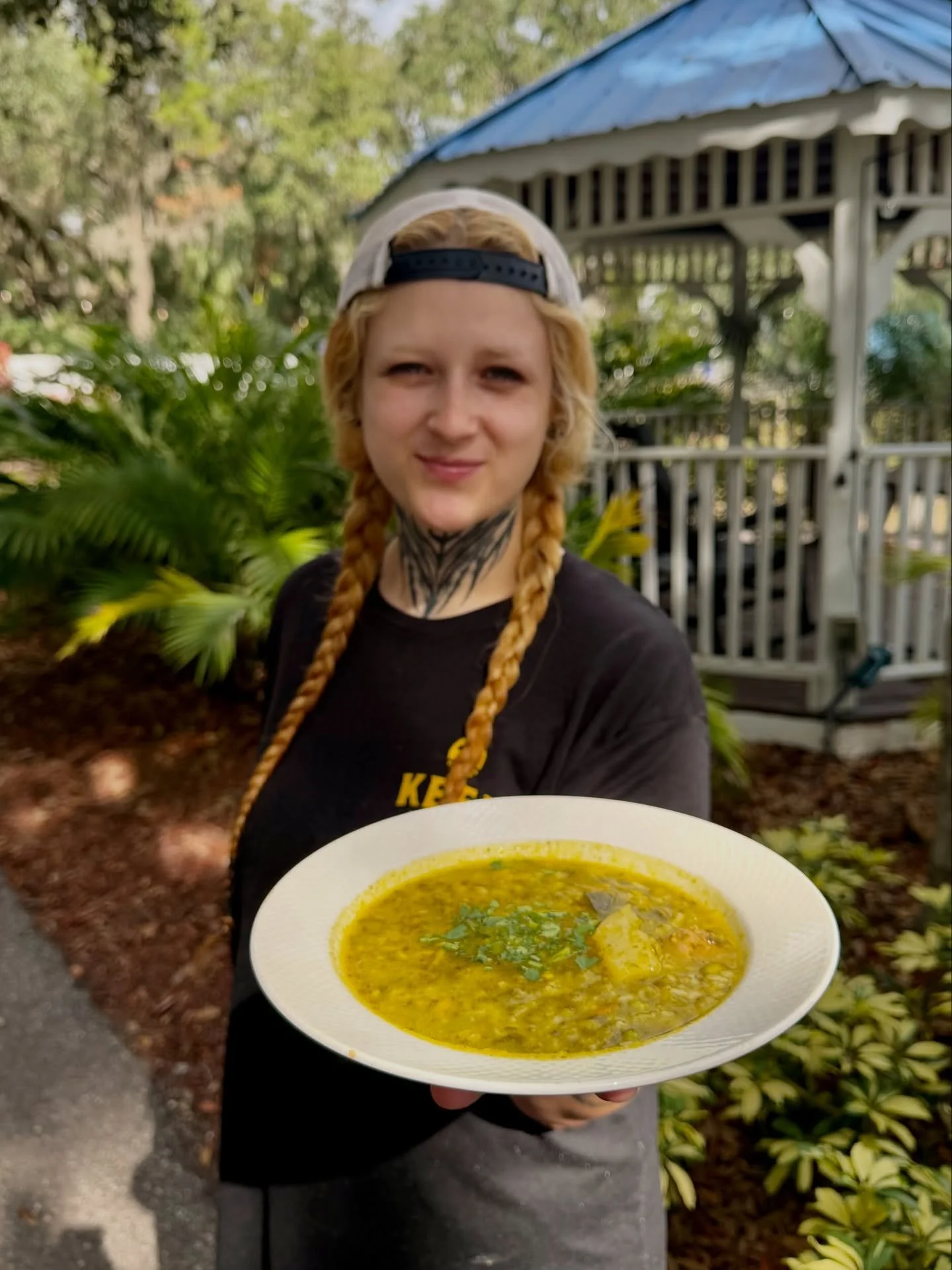 🥣 Today&rsquo;s Soup of the Day special: Green Chicken Soup made fresh with tender chicken, potatoes, rice peas, carrots and cilantro 🌱💚